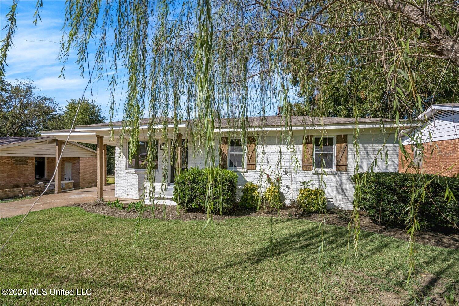 2757 Panola Street Property Photo 2