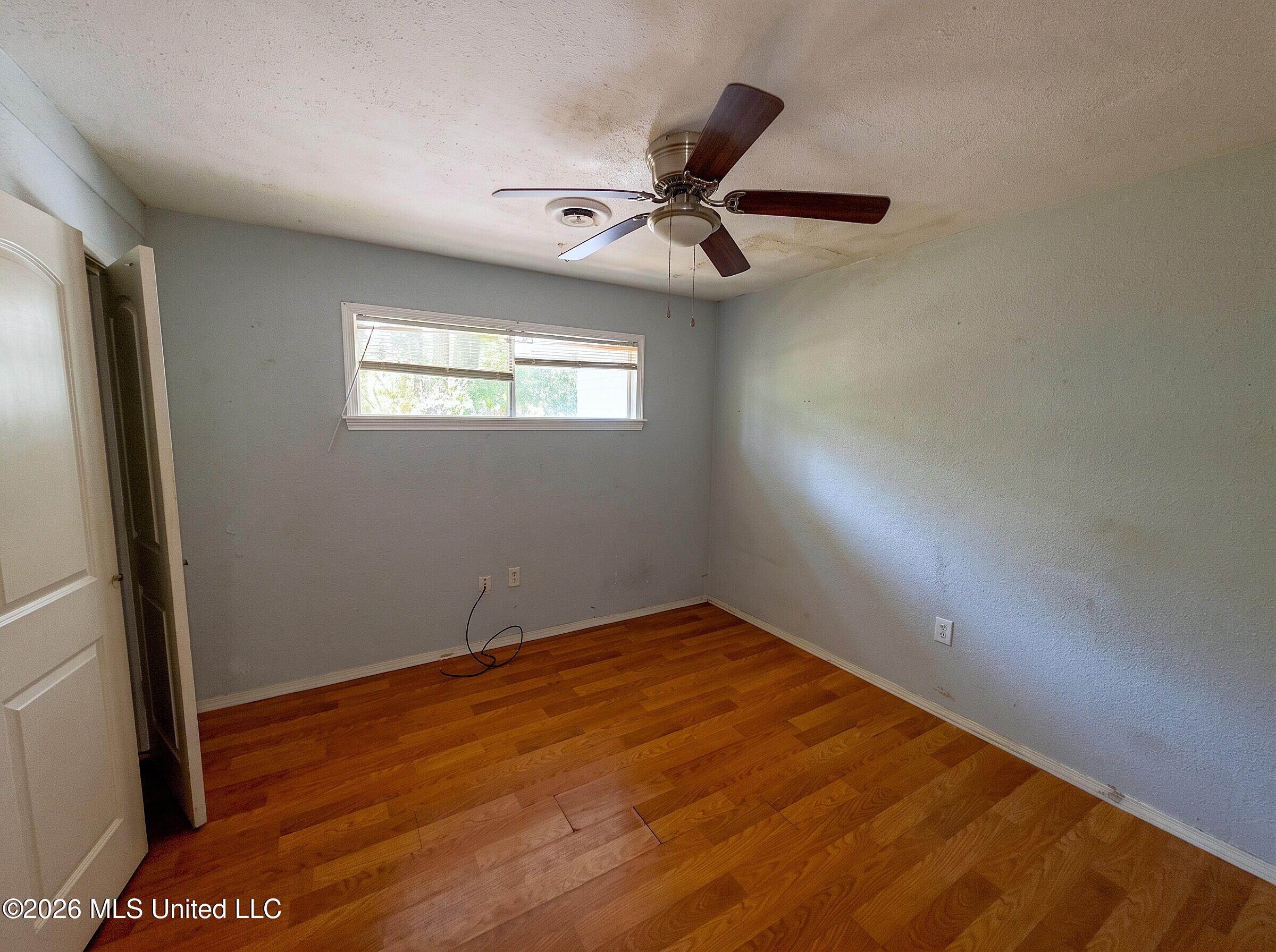 1607 Meadow Forest Drive Property Photo 6