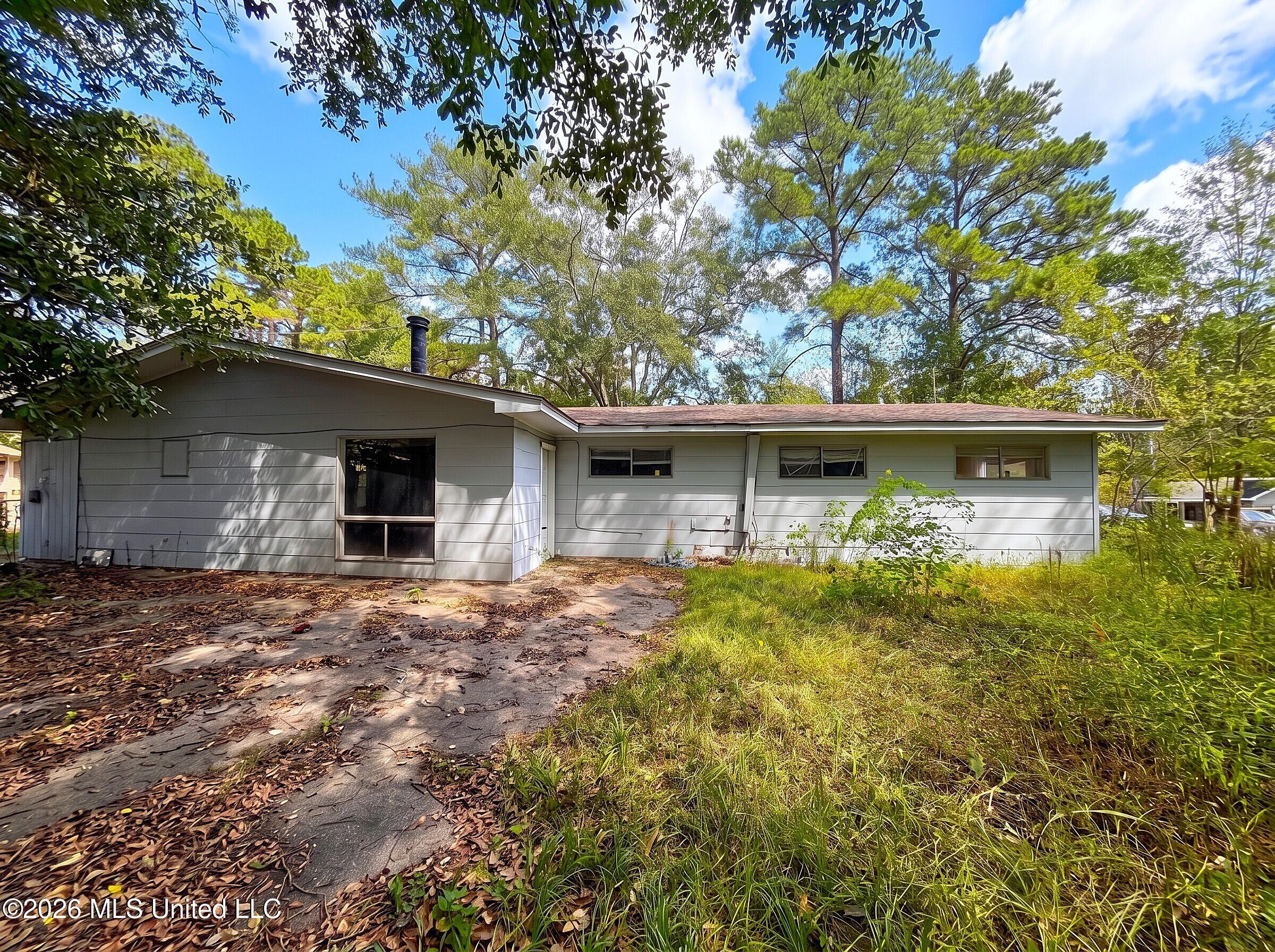 1607 Meadow Forest Drive Property Photo 12