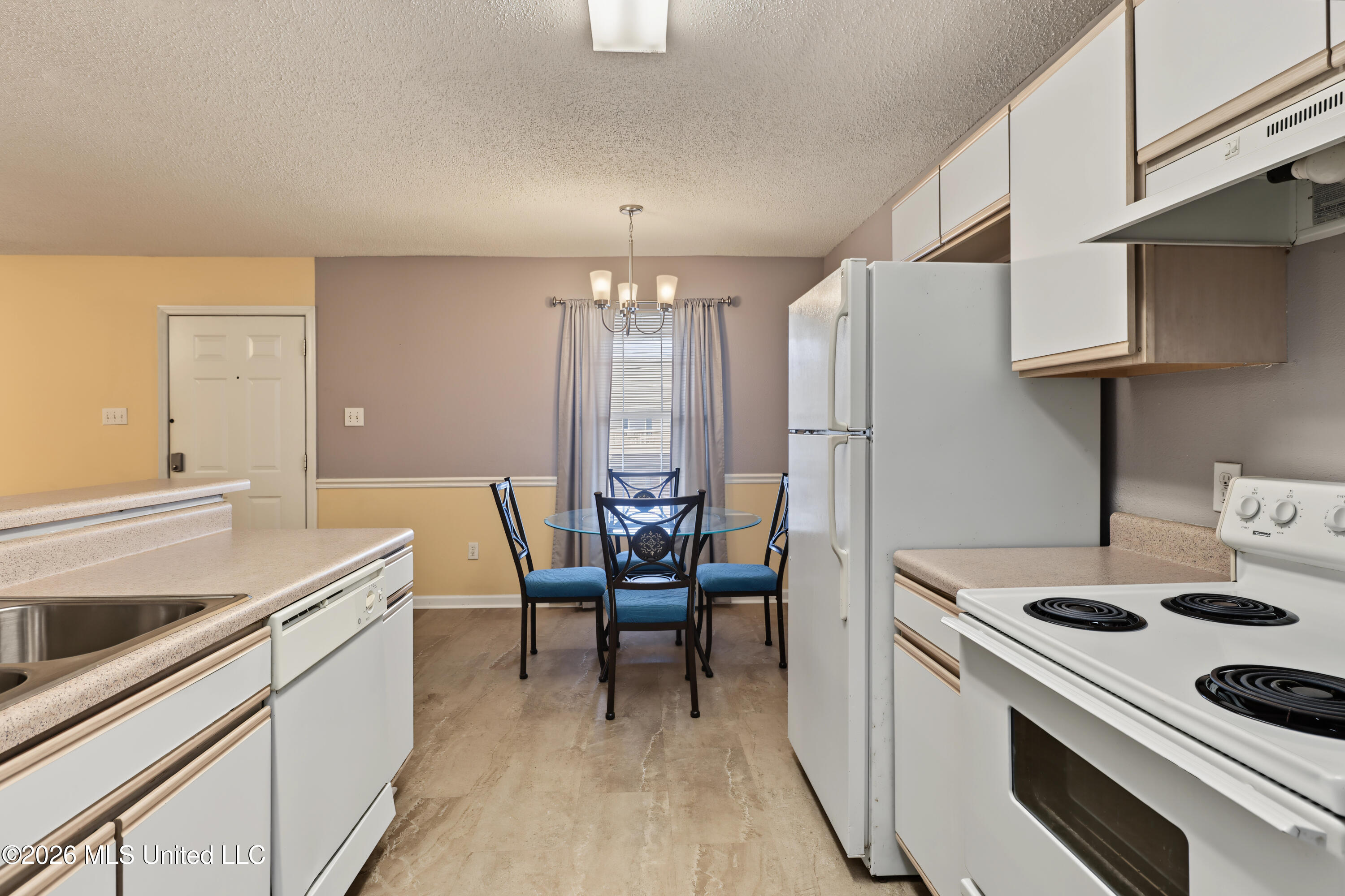 5080 Gautier Vancleave Road Property Photo 8