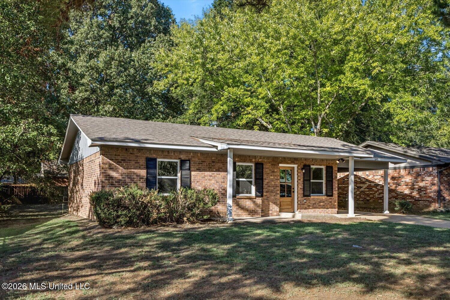 6445 Heather Road Property Photo 3