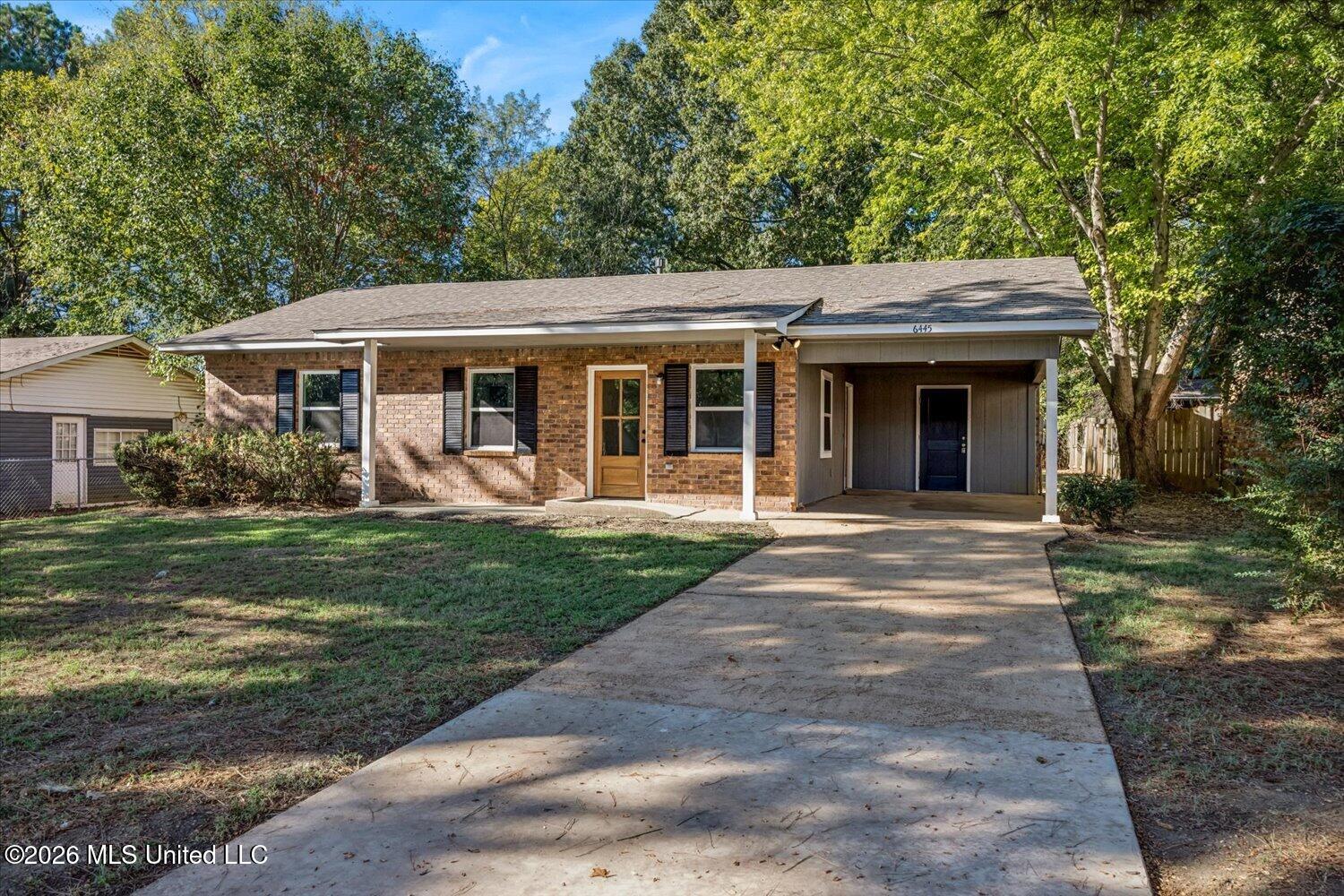 6445 Heather Road Property Photo 4