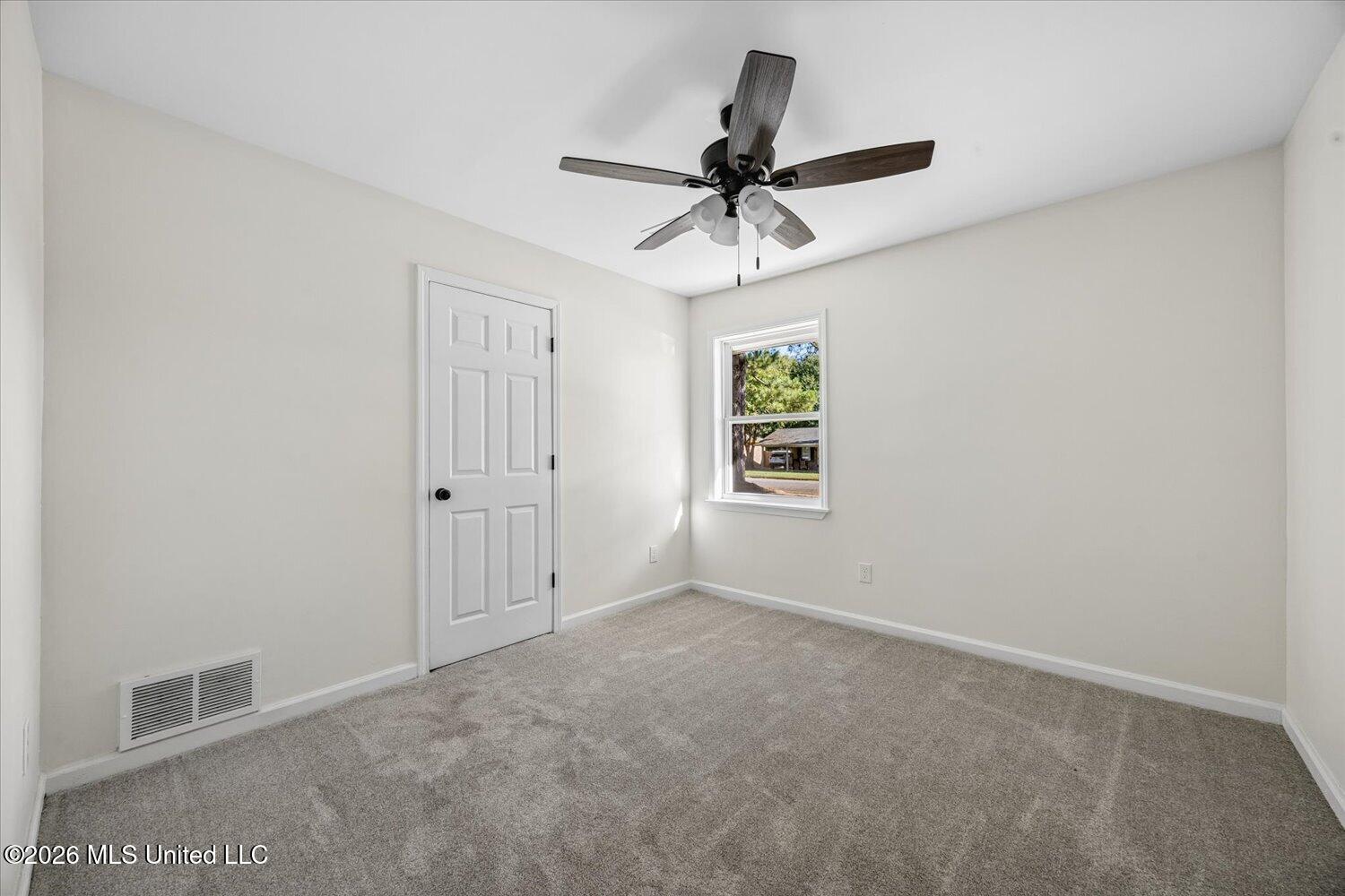 6445 Heather Road Property Photo 17