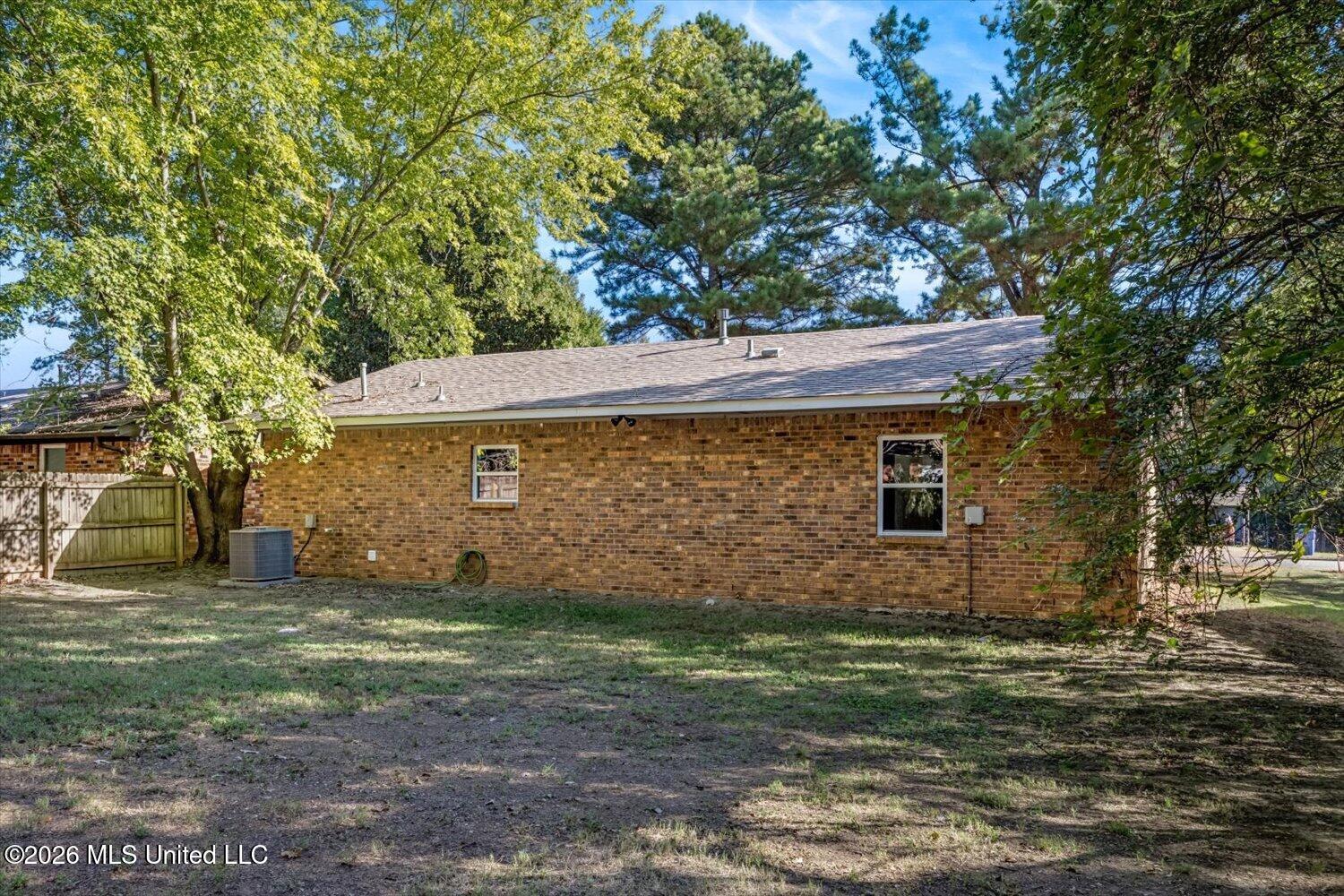 6445 Heather Road Property Photo 23
