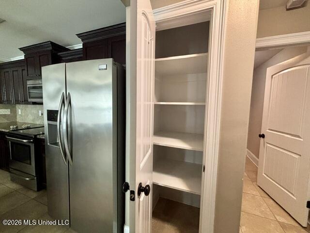 509 Palm Breeze Drive Property Photo 12