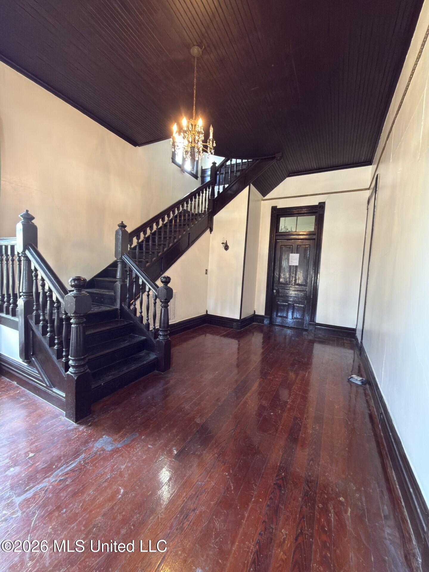 3434 Pascagoula Street Property Photo 5