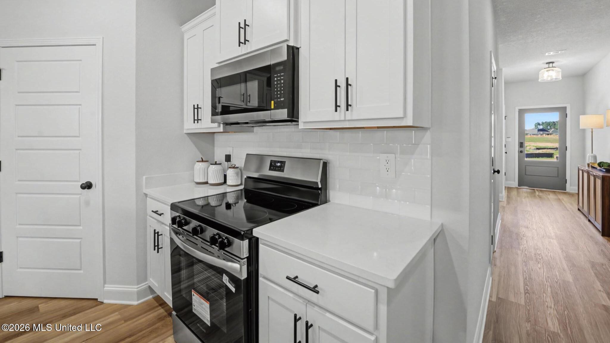9596 Thicket Lane Property Photo 10