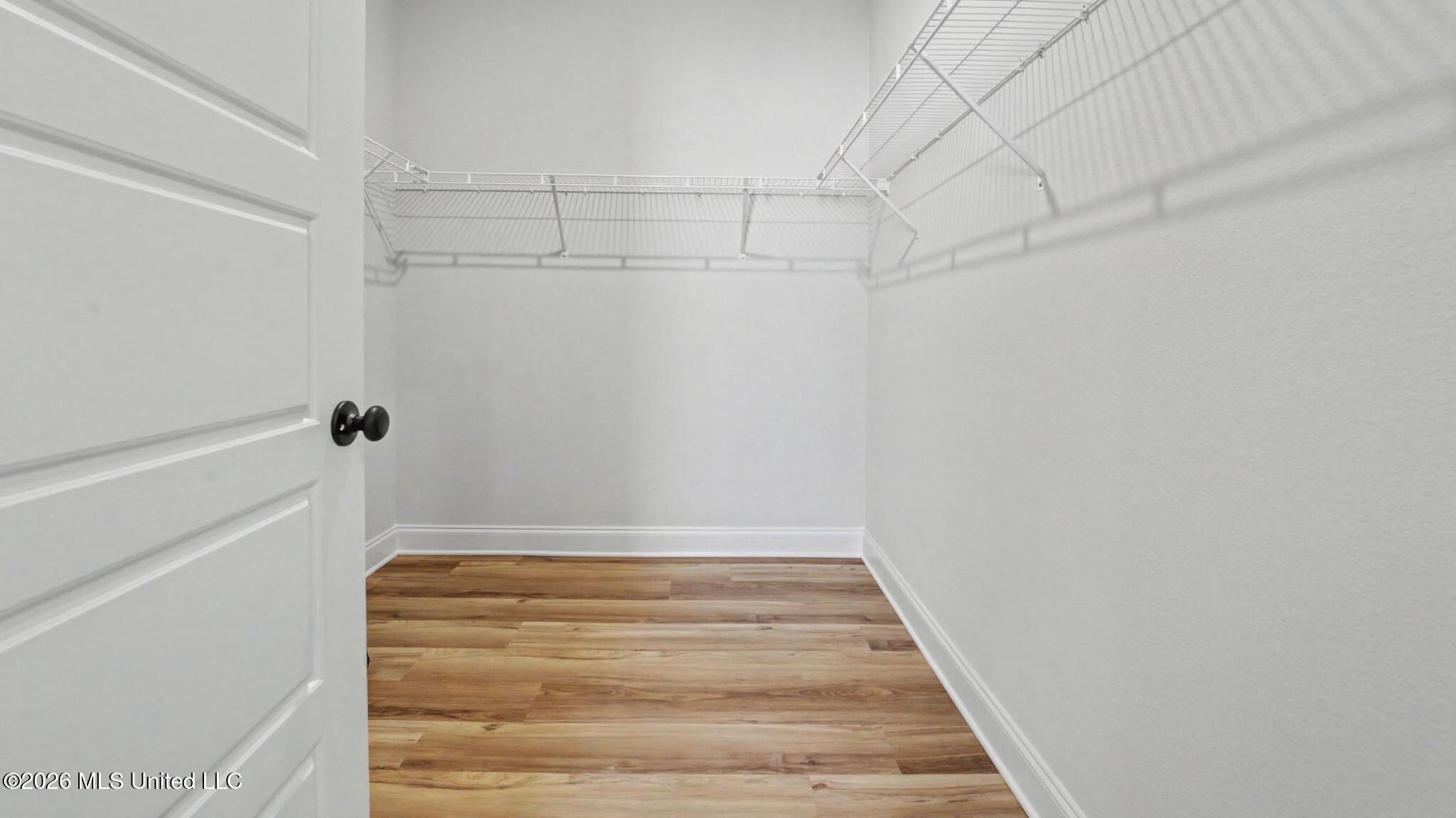 9596 Thicket Lane Property Photo 14