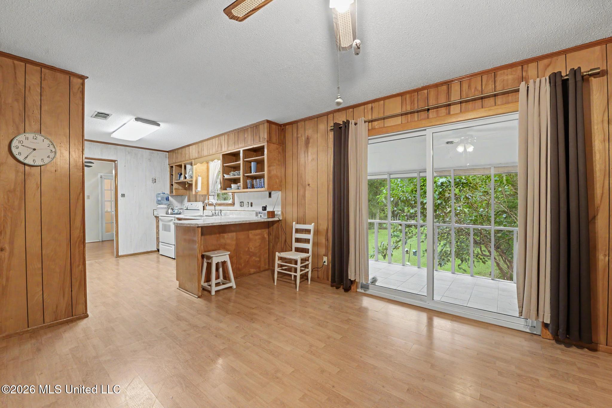 1508 Eagle Circle Property Photo 5
