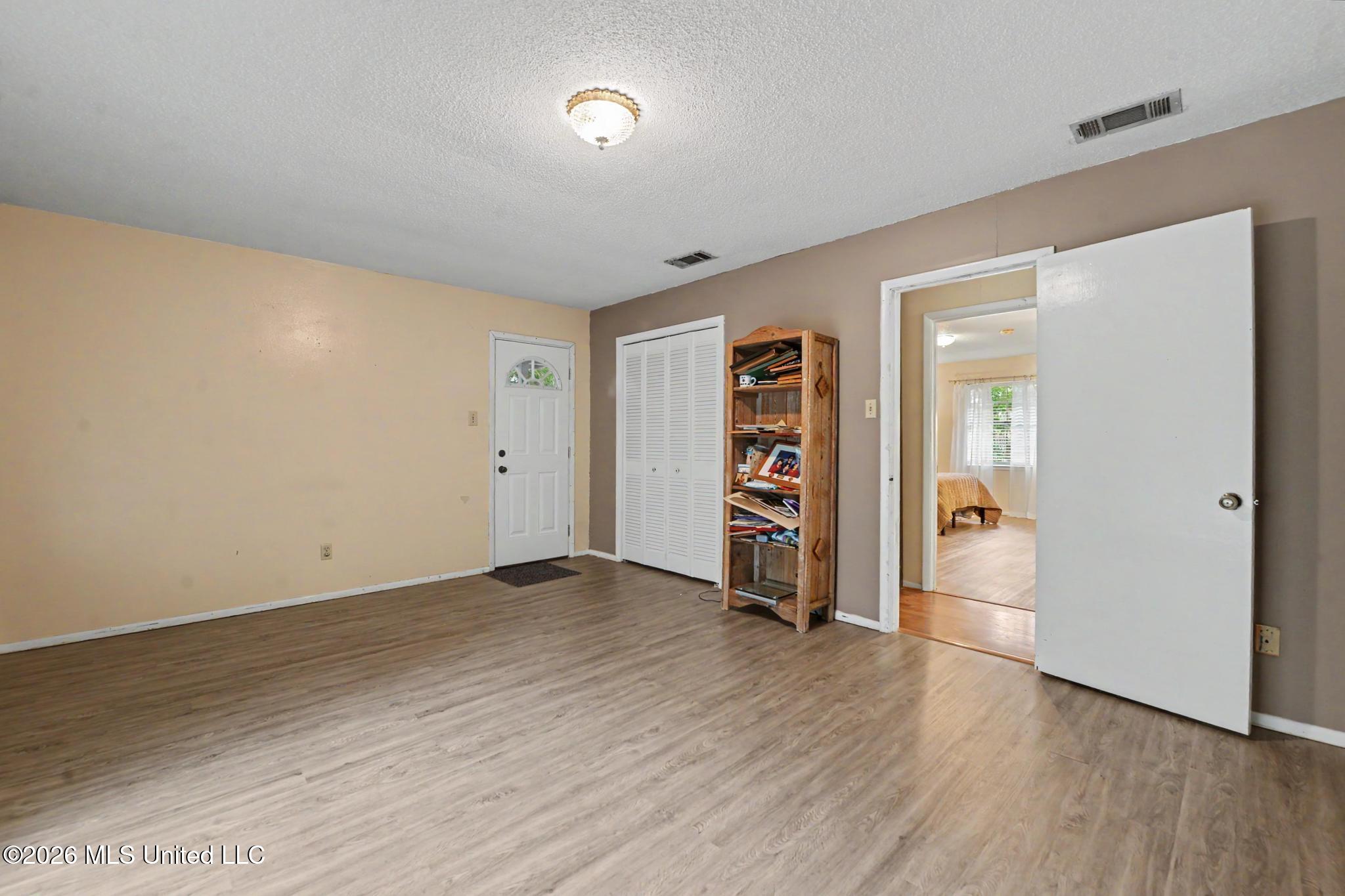 1508 Eagle Circle Property Photo 14