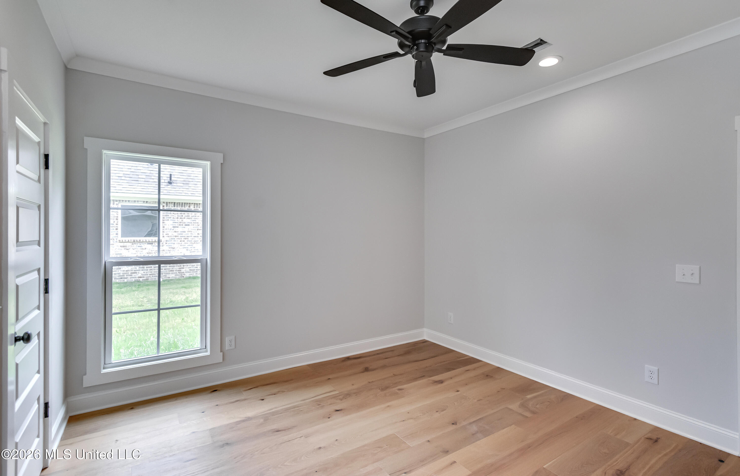 124 Grayson Way Property Photo 33