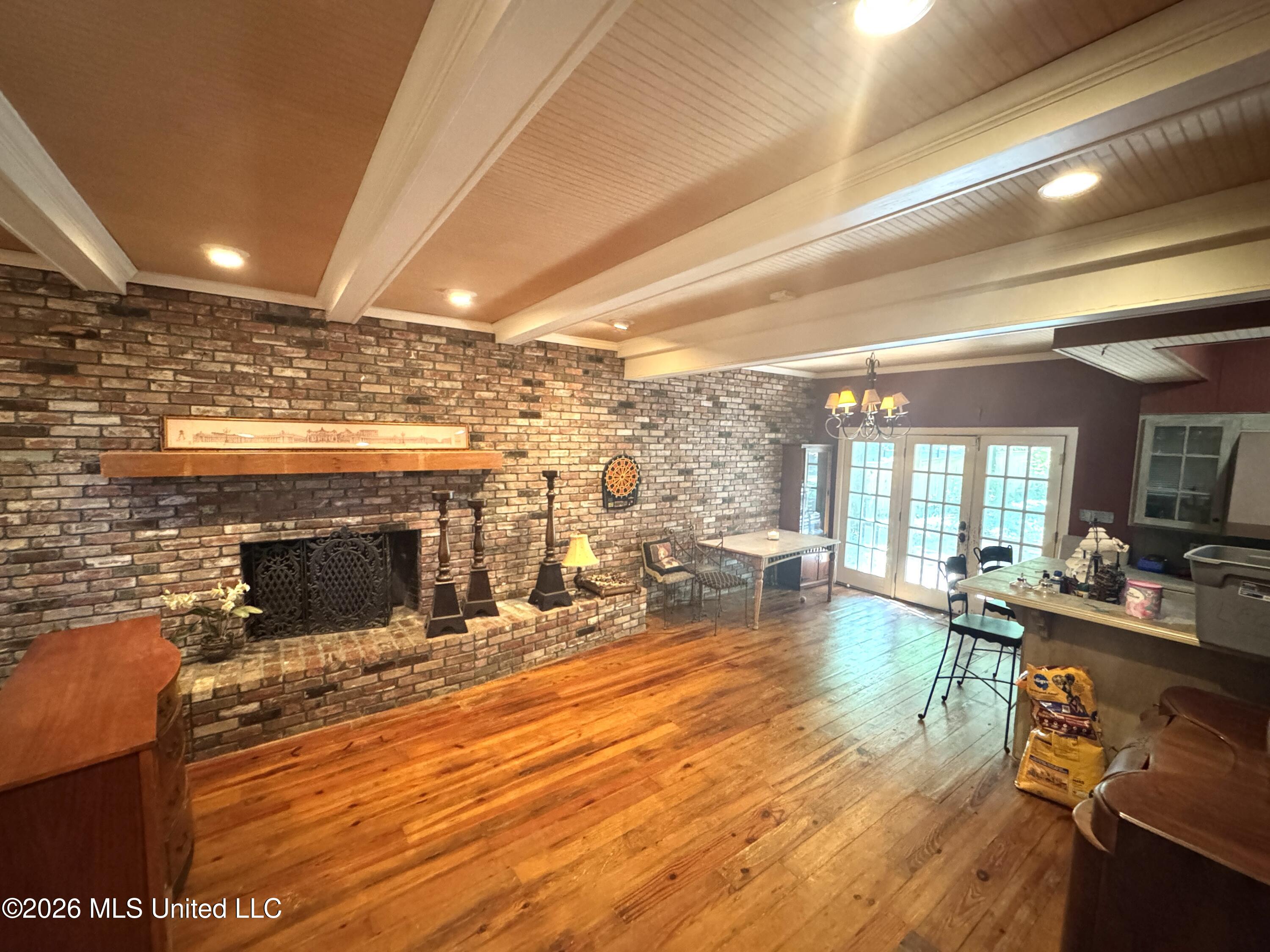 4433 Deer Creek Drive Property Photo 9