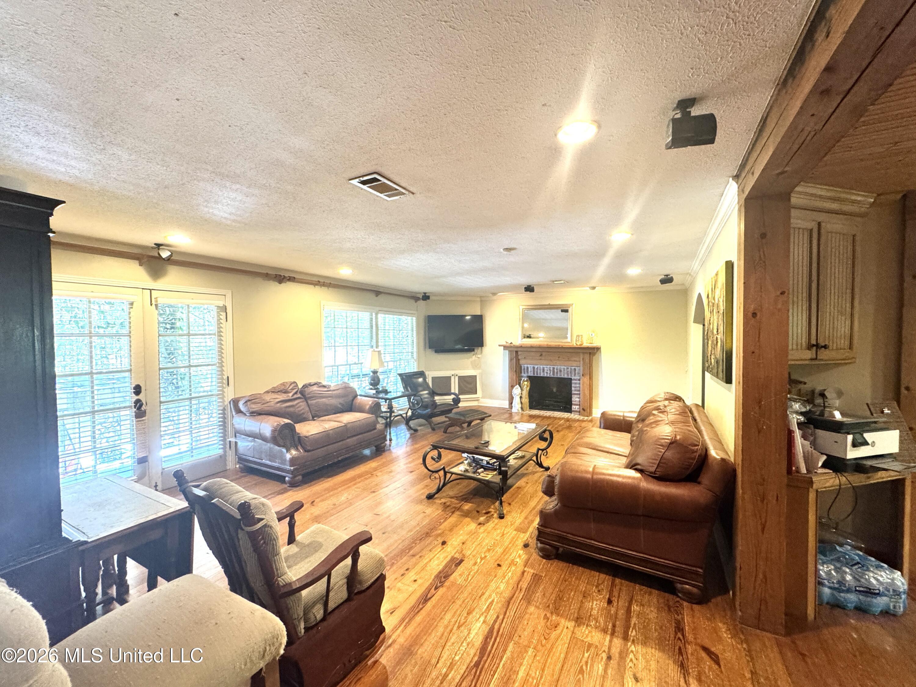 4433 Deer Creek Drive Property Photo 17