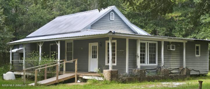23104 Arcadia Farm Road Property Photo 1
