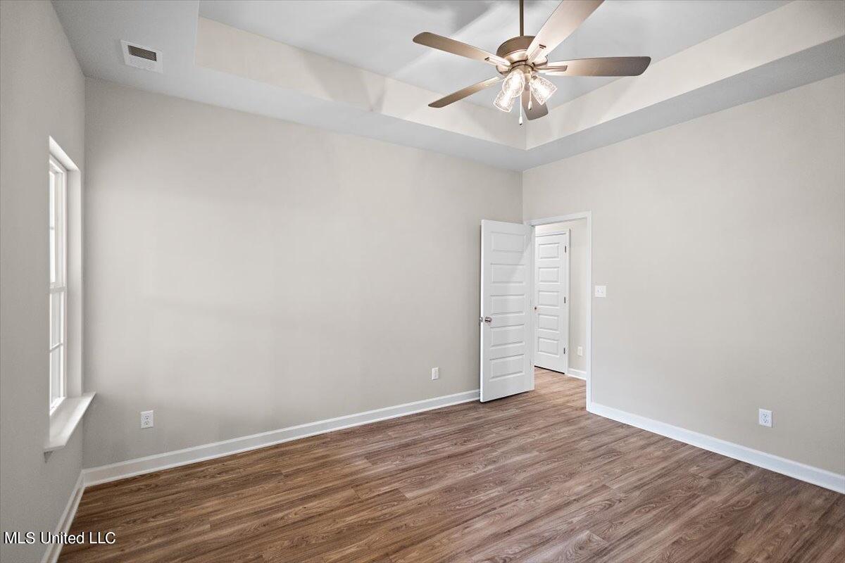 13714 Jack Thomas Boulevard Property Photo 13