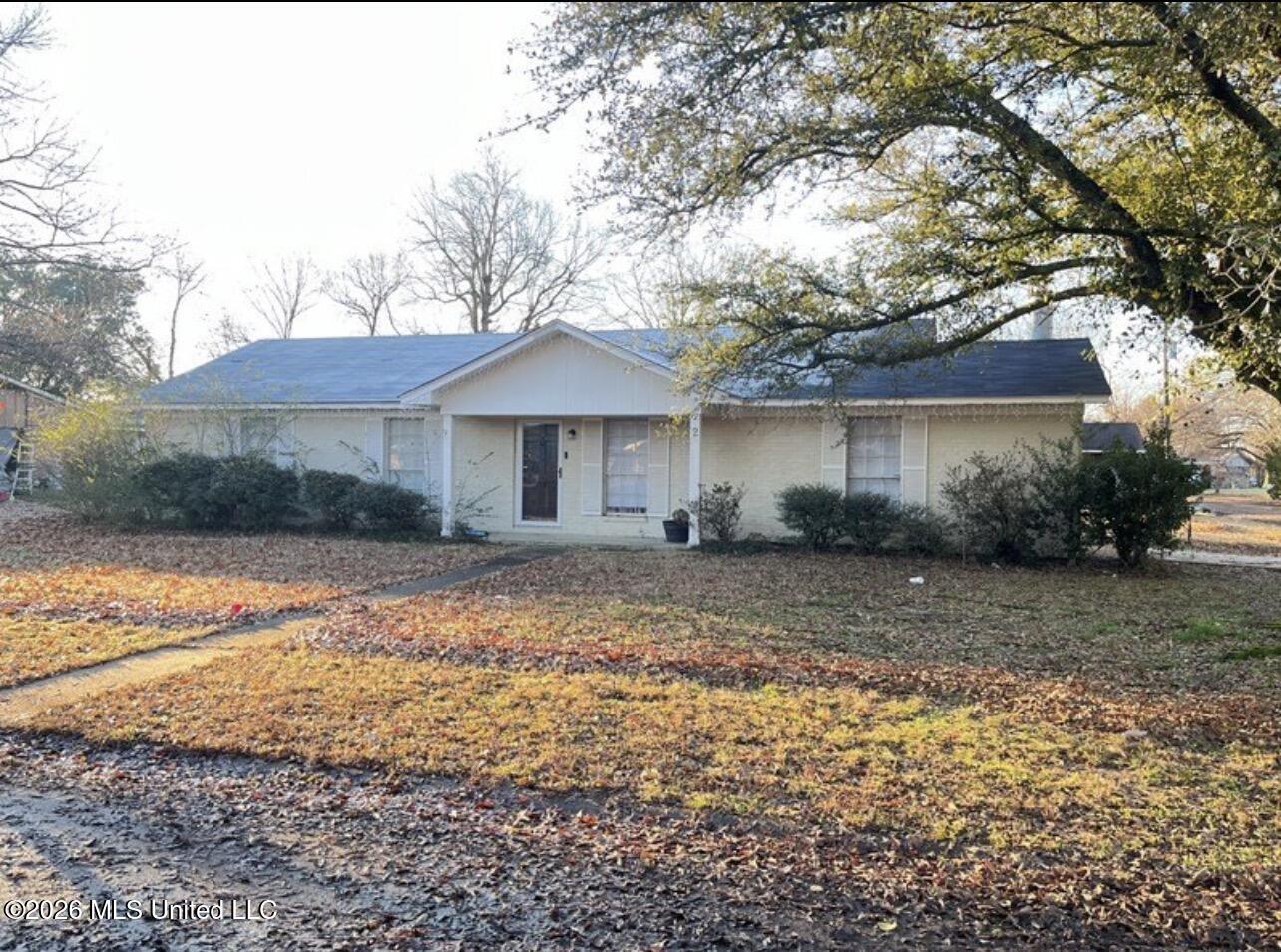2 Pine Circle Property Photo 1