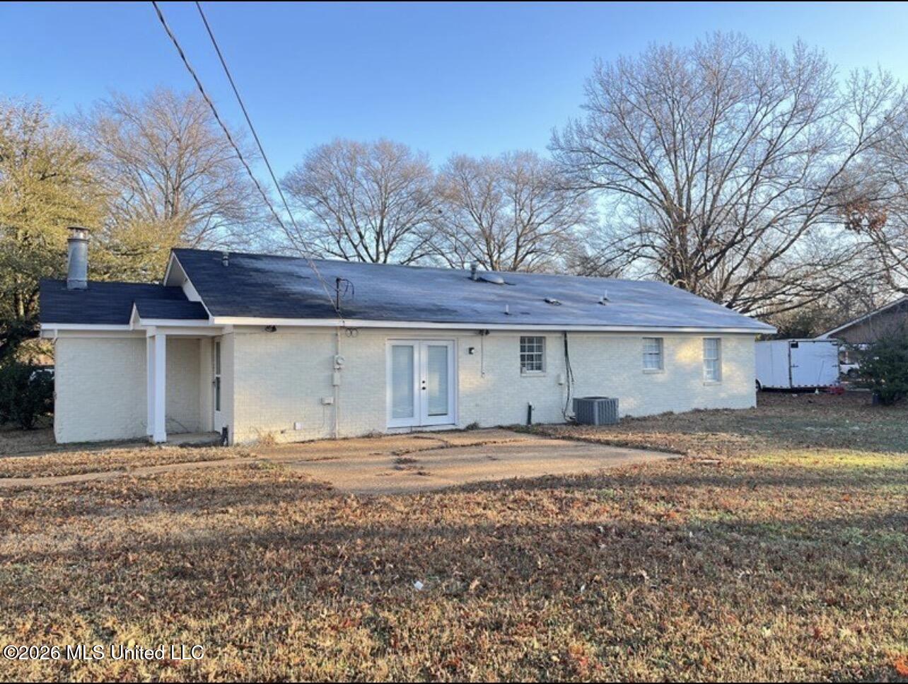 2 Pine Circle Property Photo 2