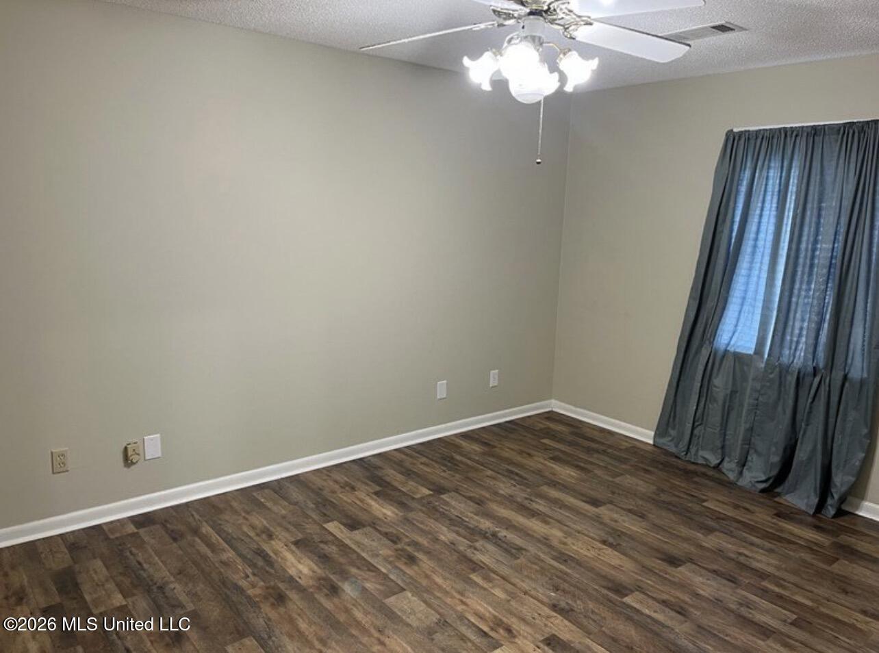 2 Pine Circle Property Photo 4