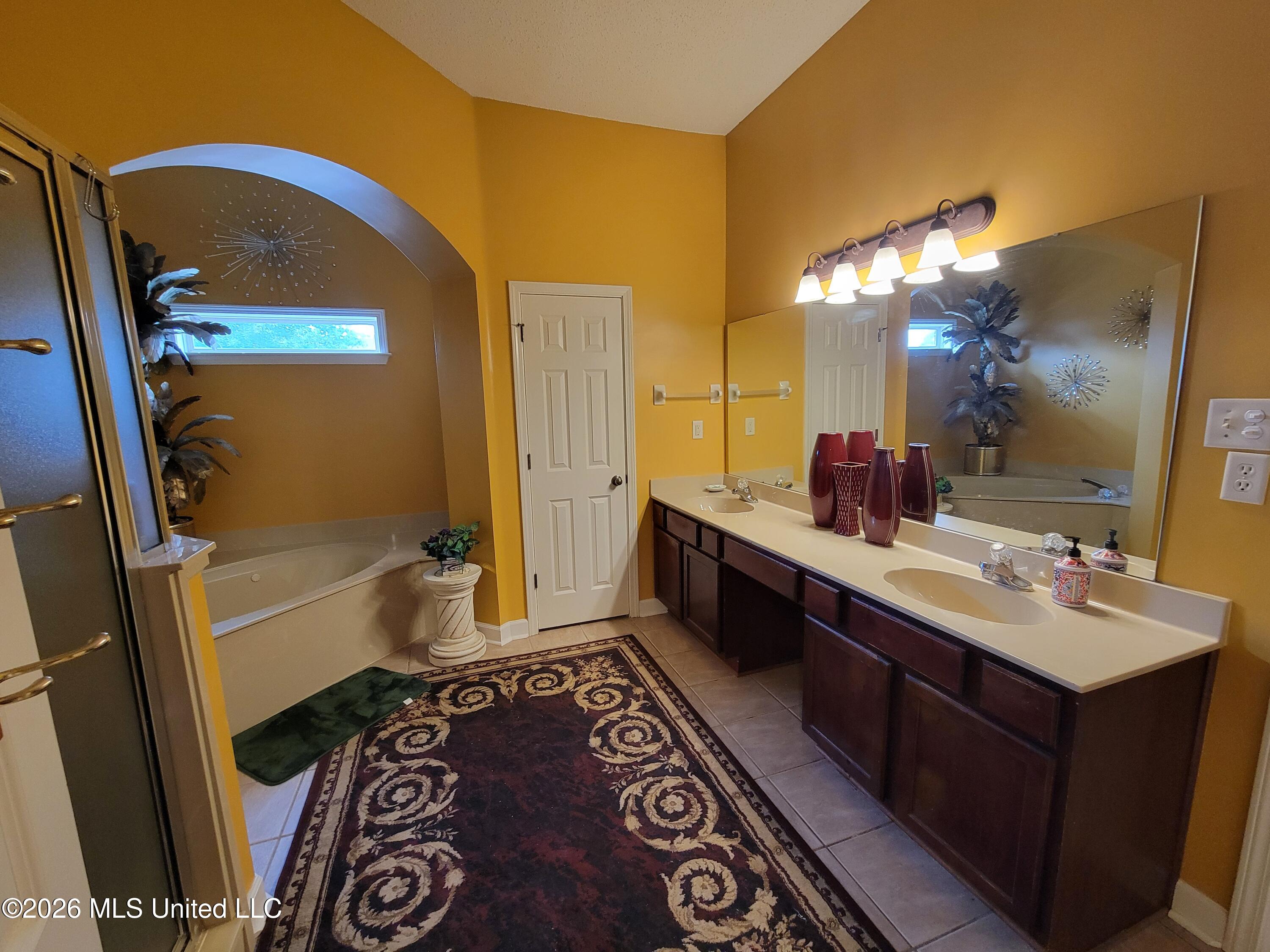 4350 Abele Cove Property Photo 17