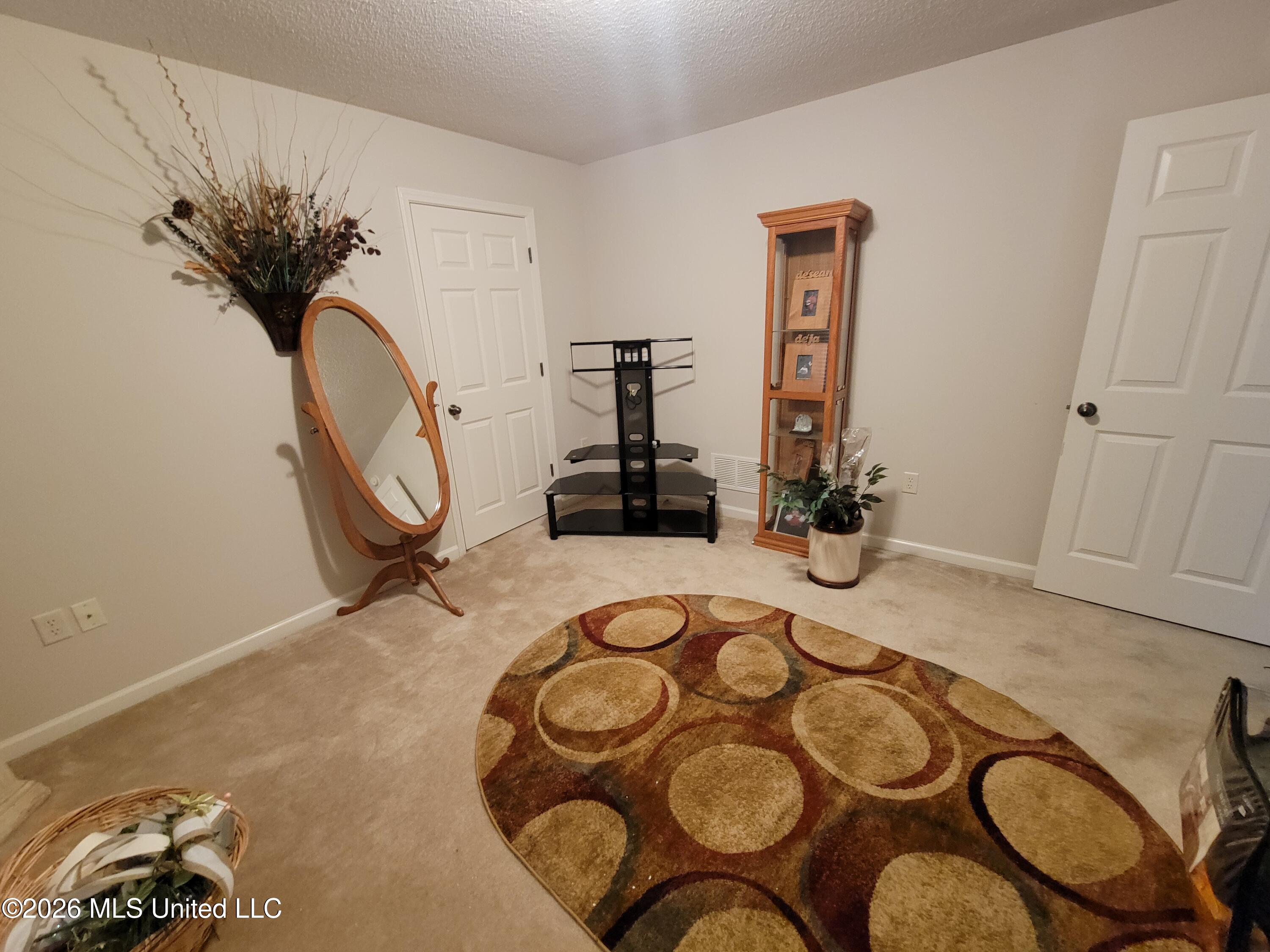 4350 Abele Cove Property Photo 28
