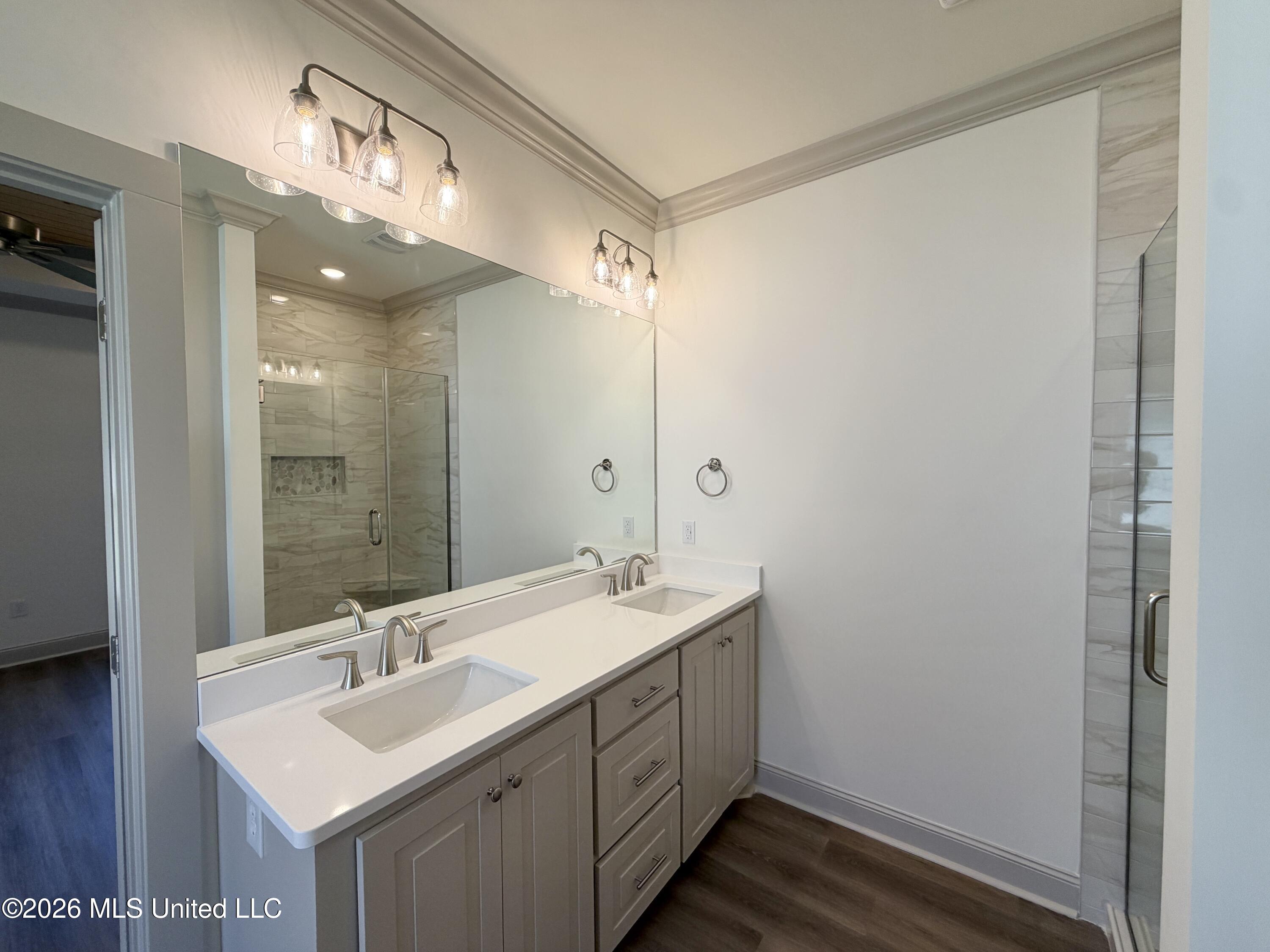 312 Brookfield Circle Property Photo 19