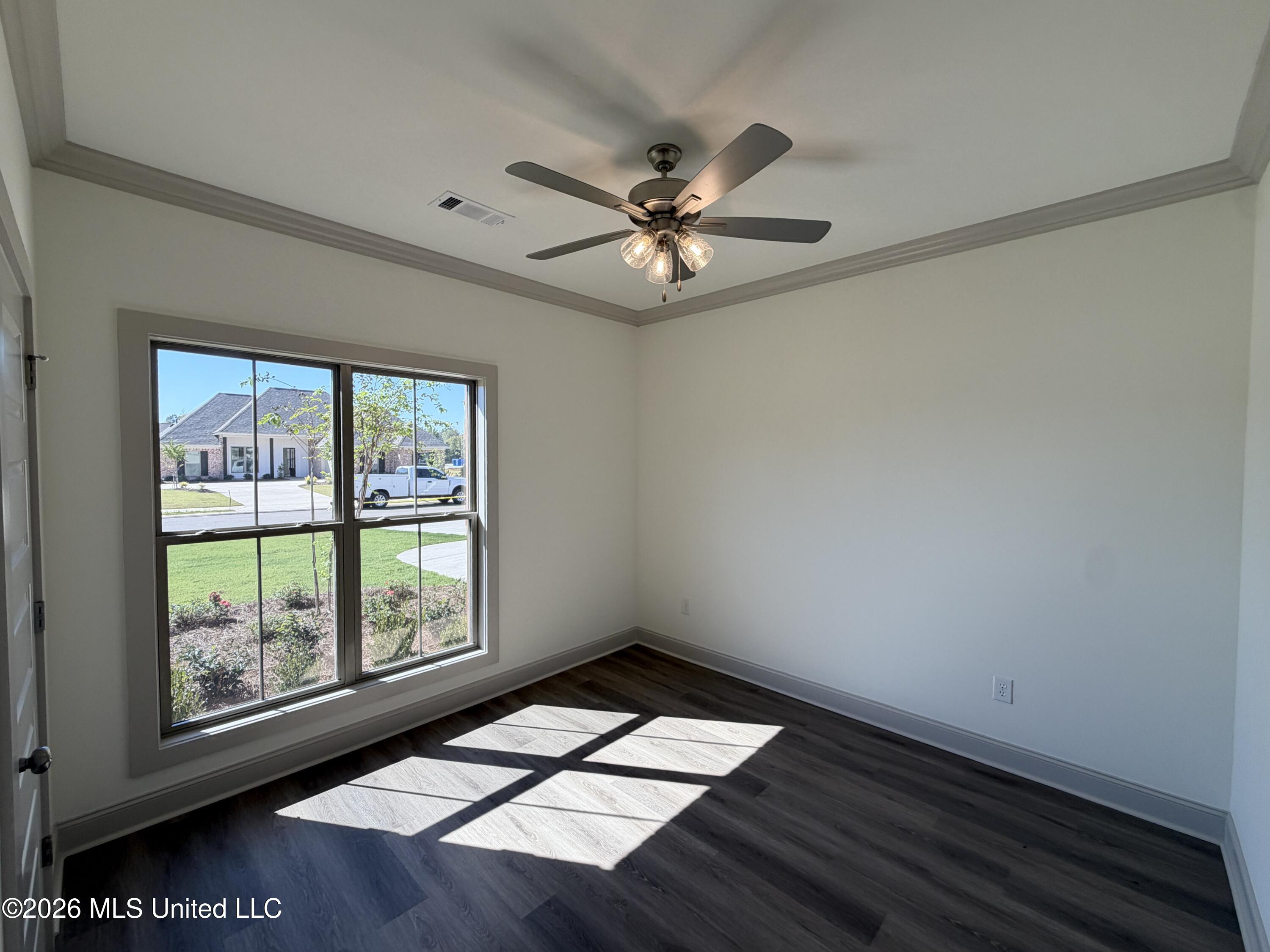 312 Brookfield Circle Property Photo 24