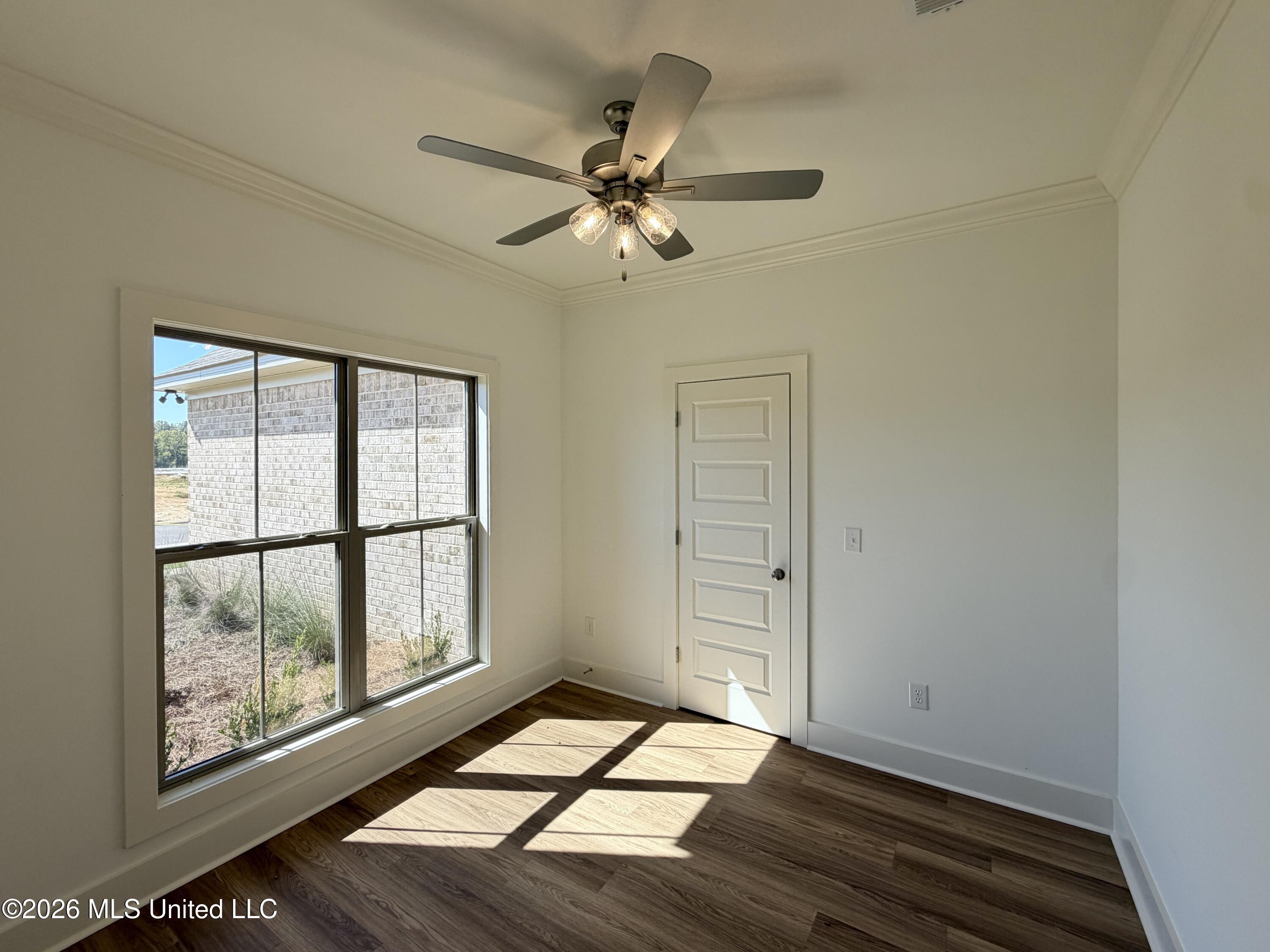 316 Brookfield Circle Property Photo 6