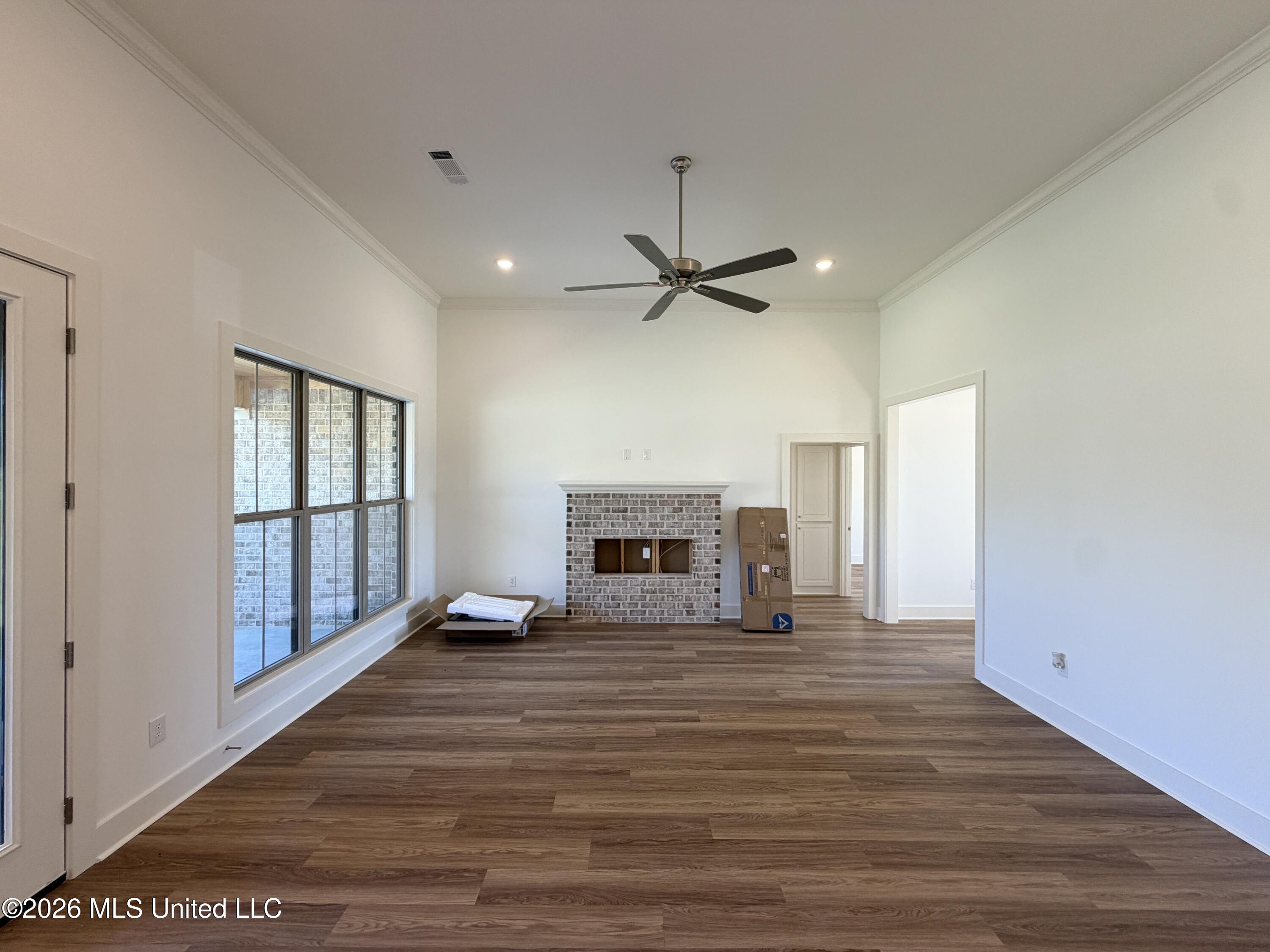 316 Brookfield Circle Property Photo 10