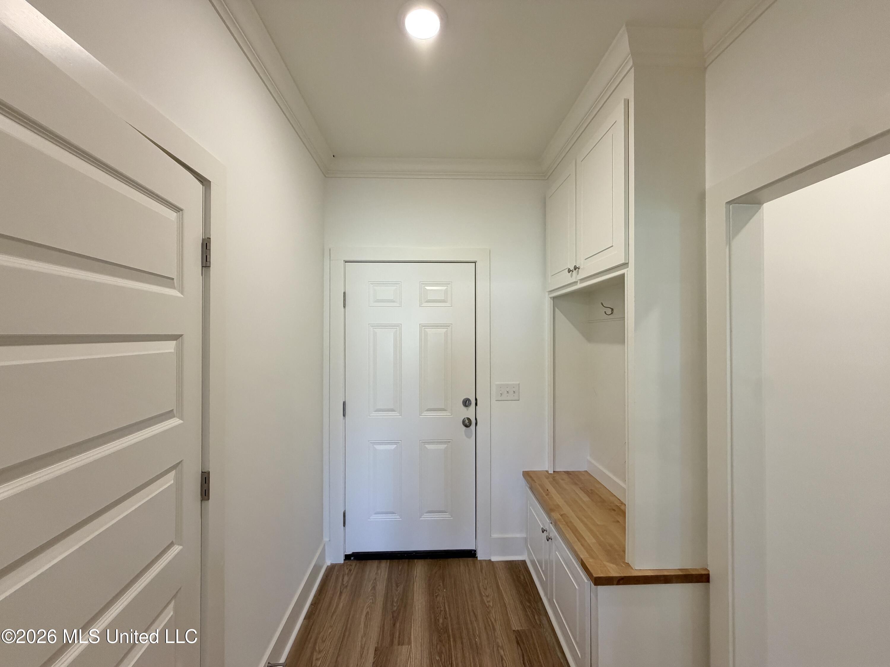 316 Brookfield Circle Property Photo 15