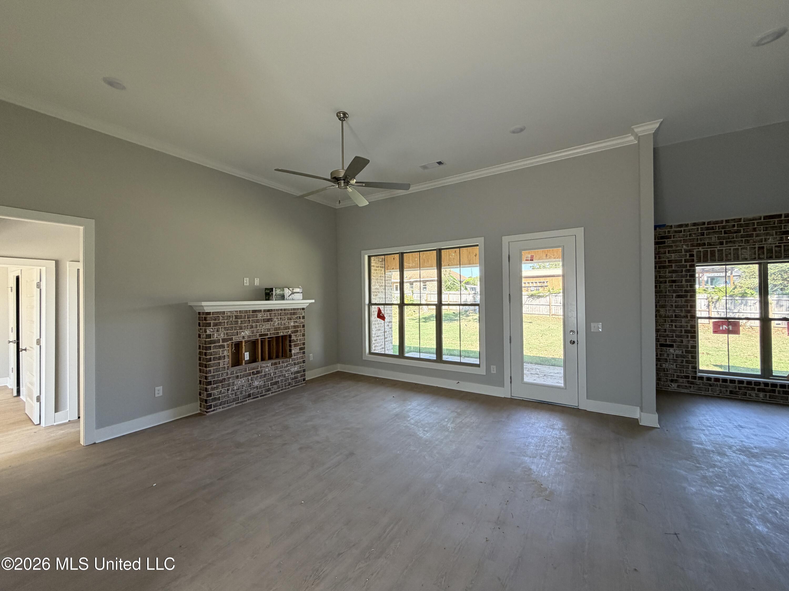 320 Brookfield Circle Property Photo 5