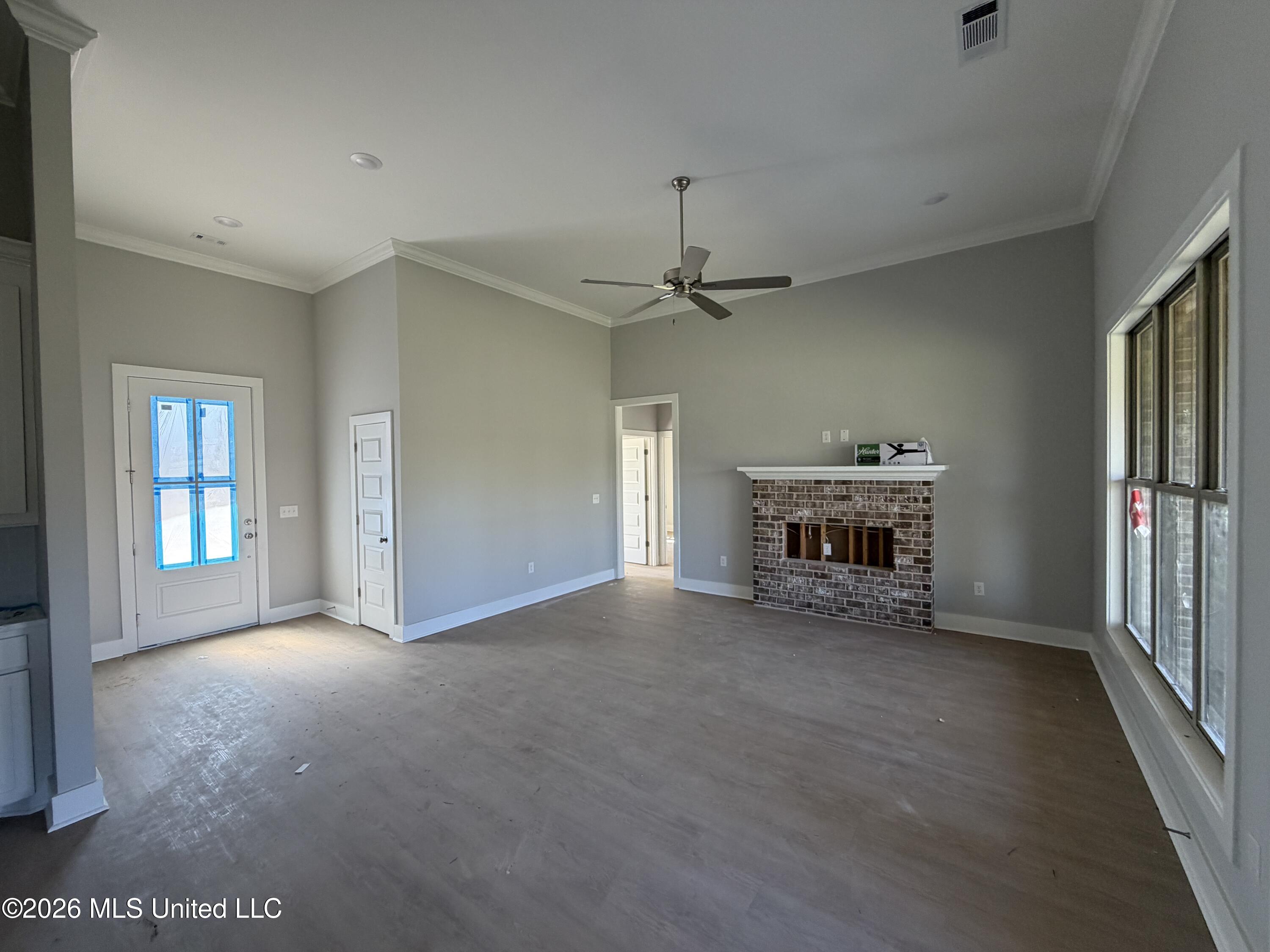 320 Brookfield Circle Property Photo 9