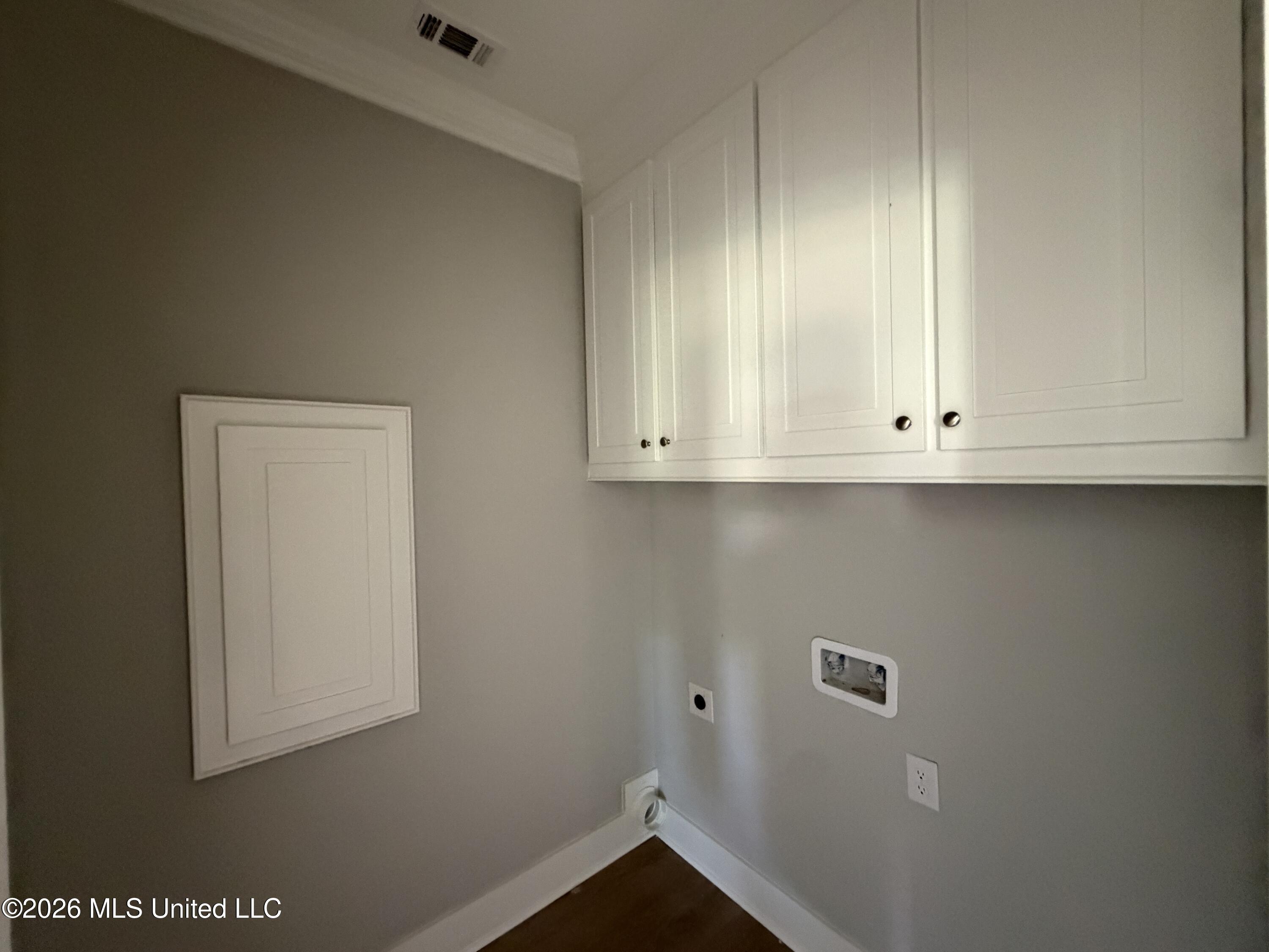 320 Brookfield Circle Property Photo 11