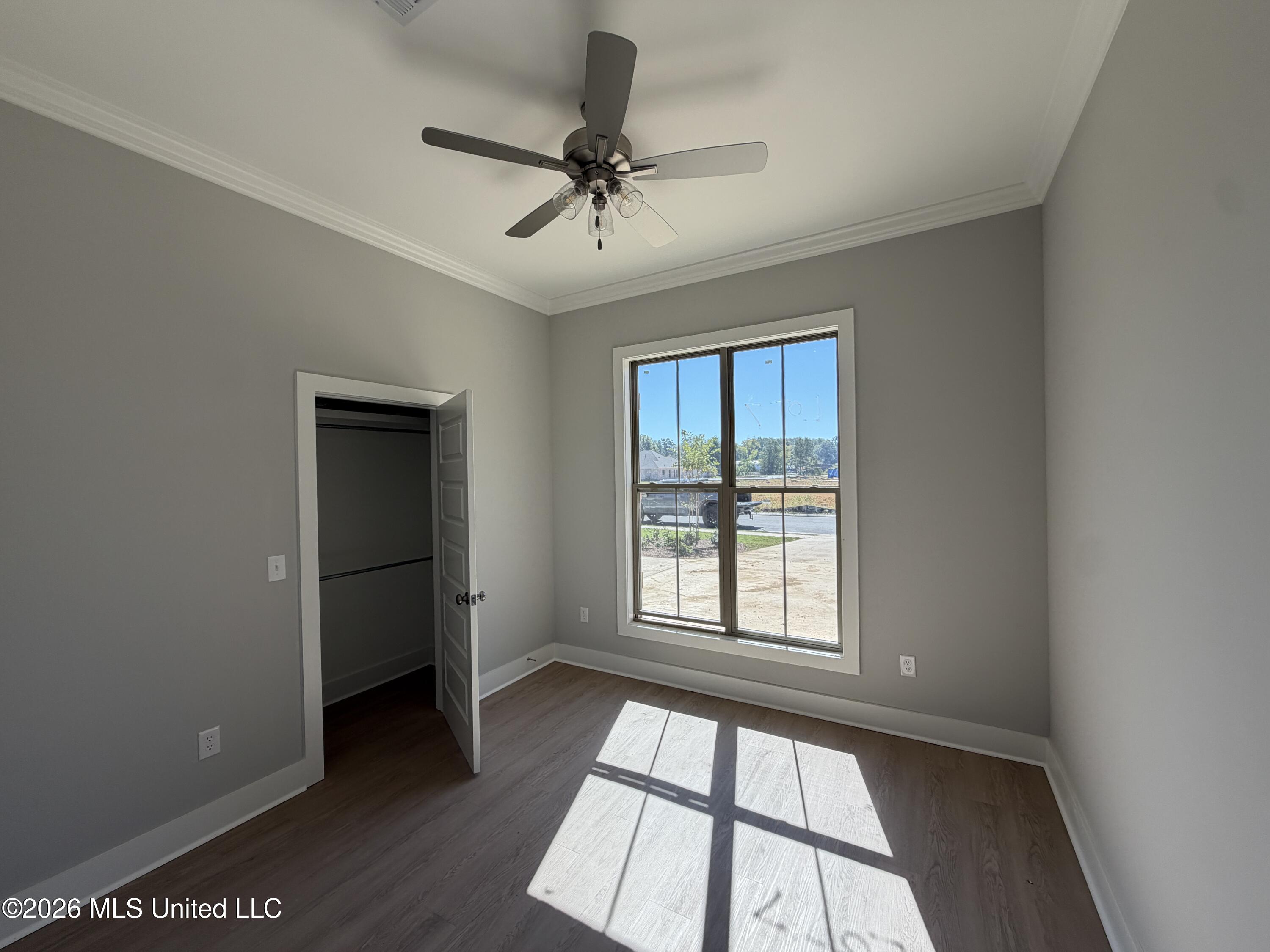 320 Brookfield Circle Property Photo 17