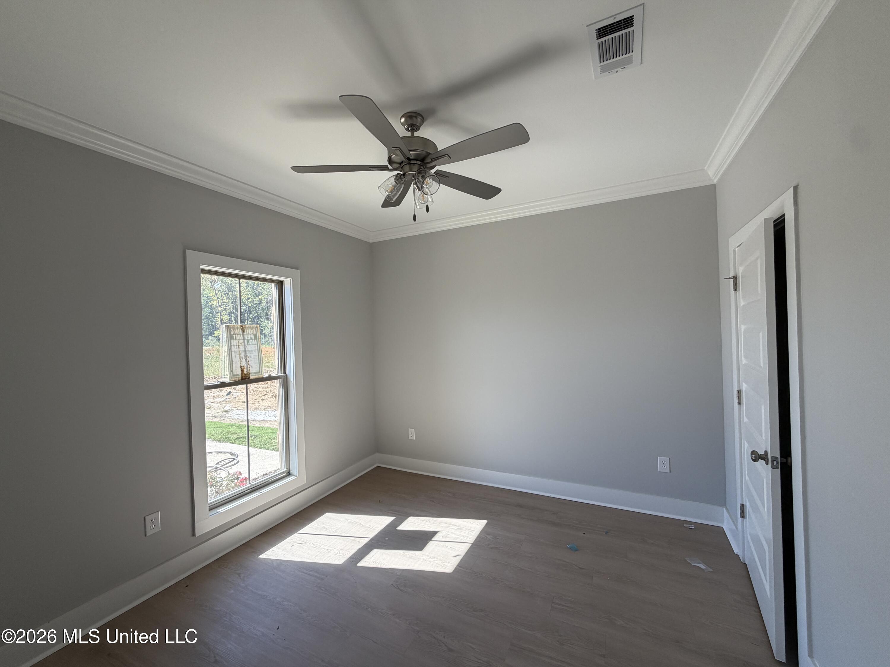 320 Brookfield Circle Property Photo 18