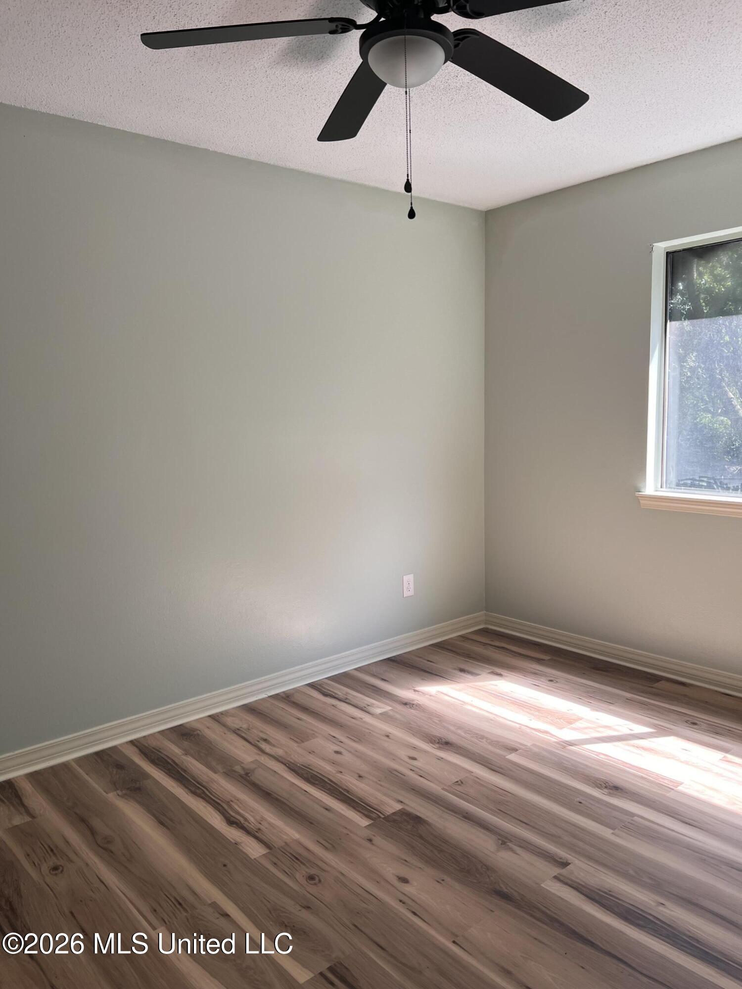 105 Penny Court Property Photo 6