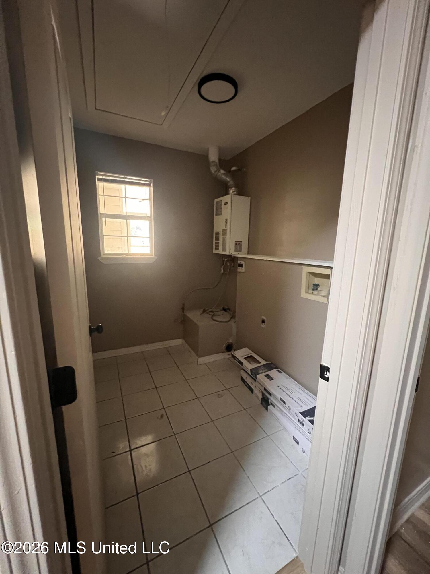 2621 Beachview Drive Property Photo 8