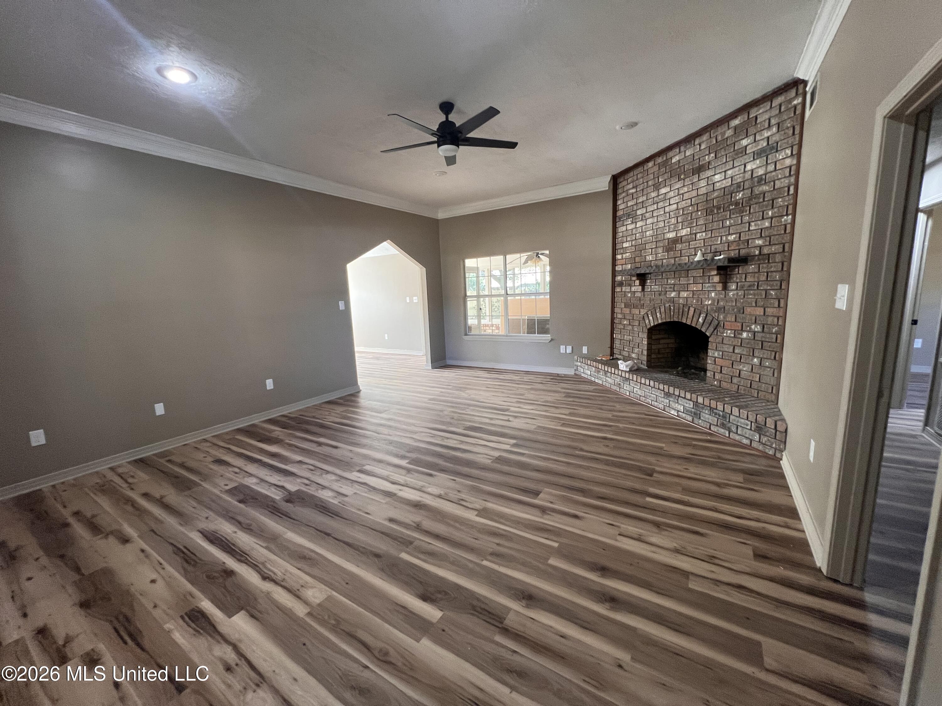 2621 Beachview Drive Property Photo 11
