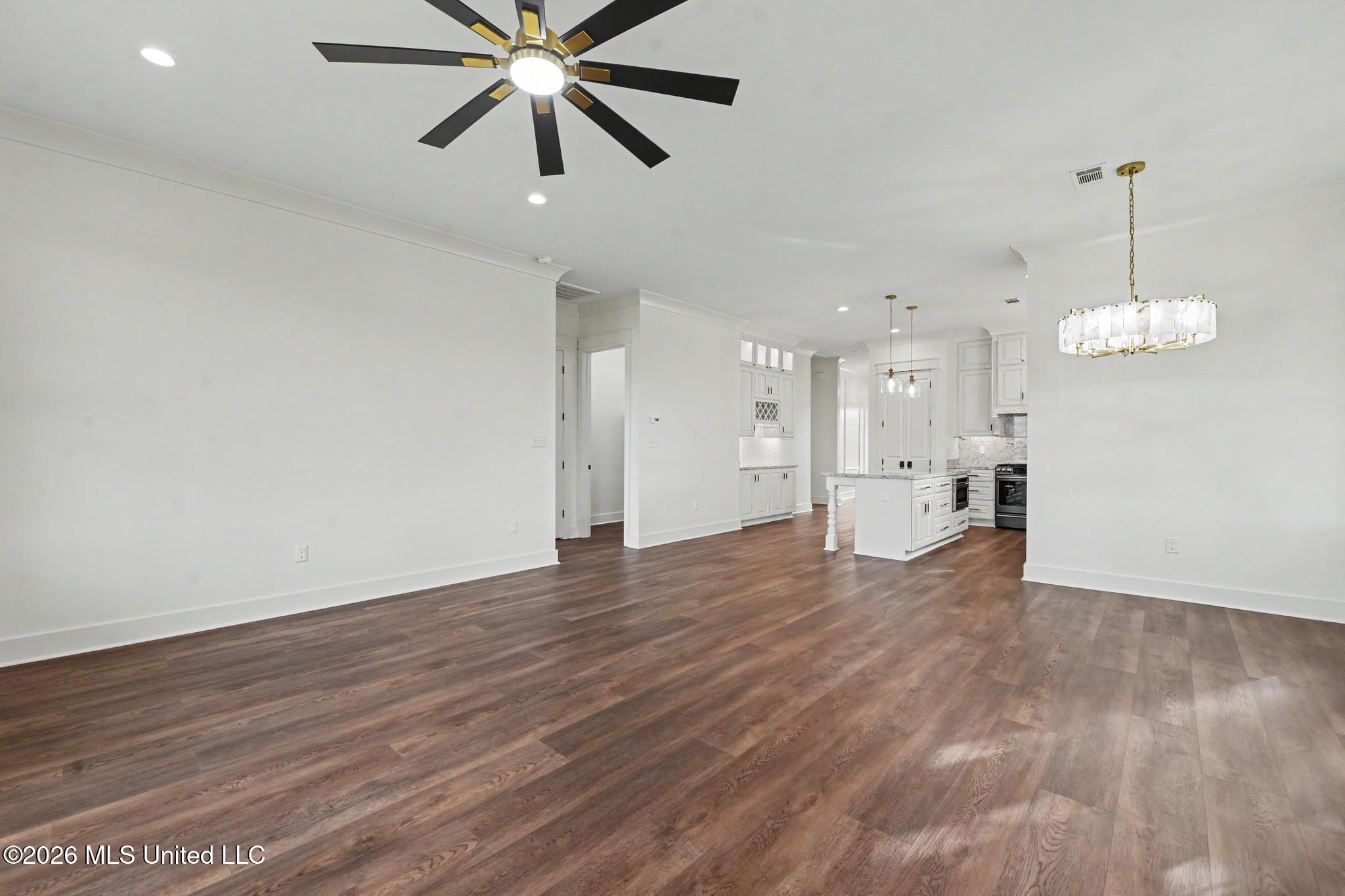 101 Buena Vista Drive Property Photo 8