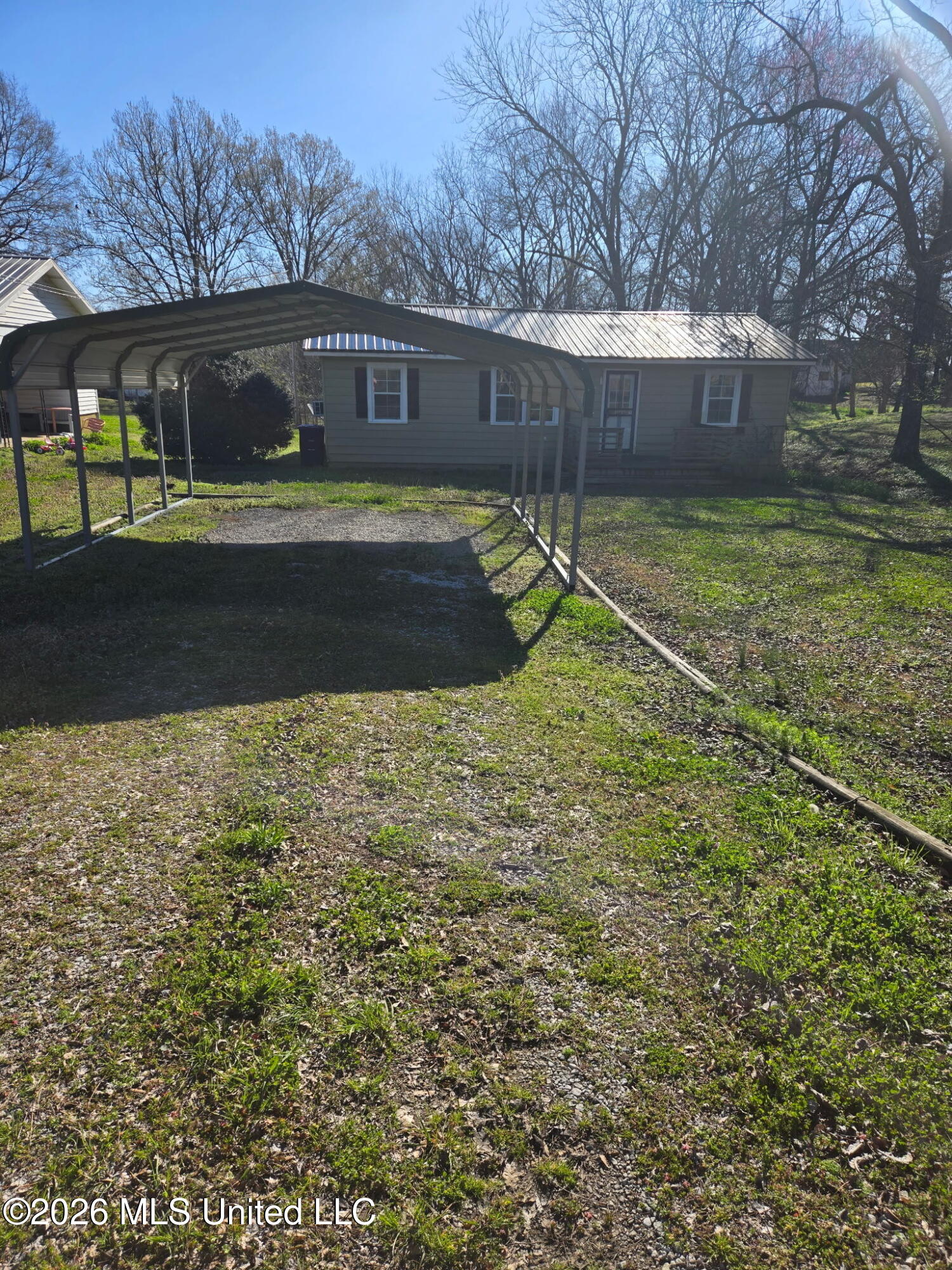 329 S Court Street Property Photo 1