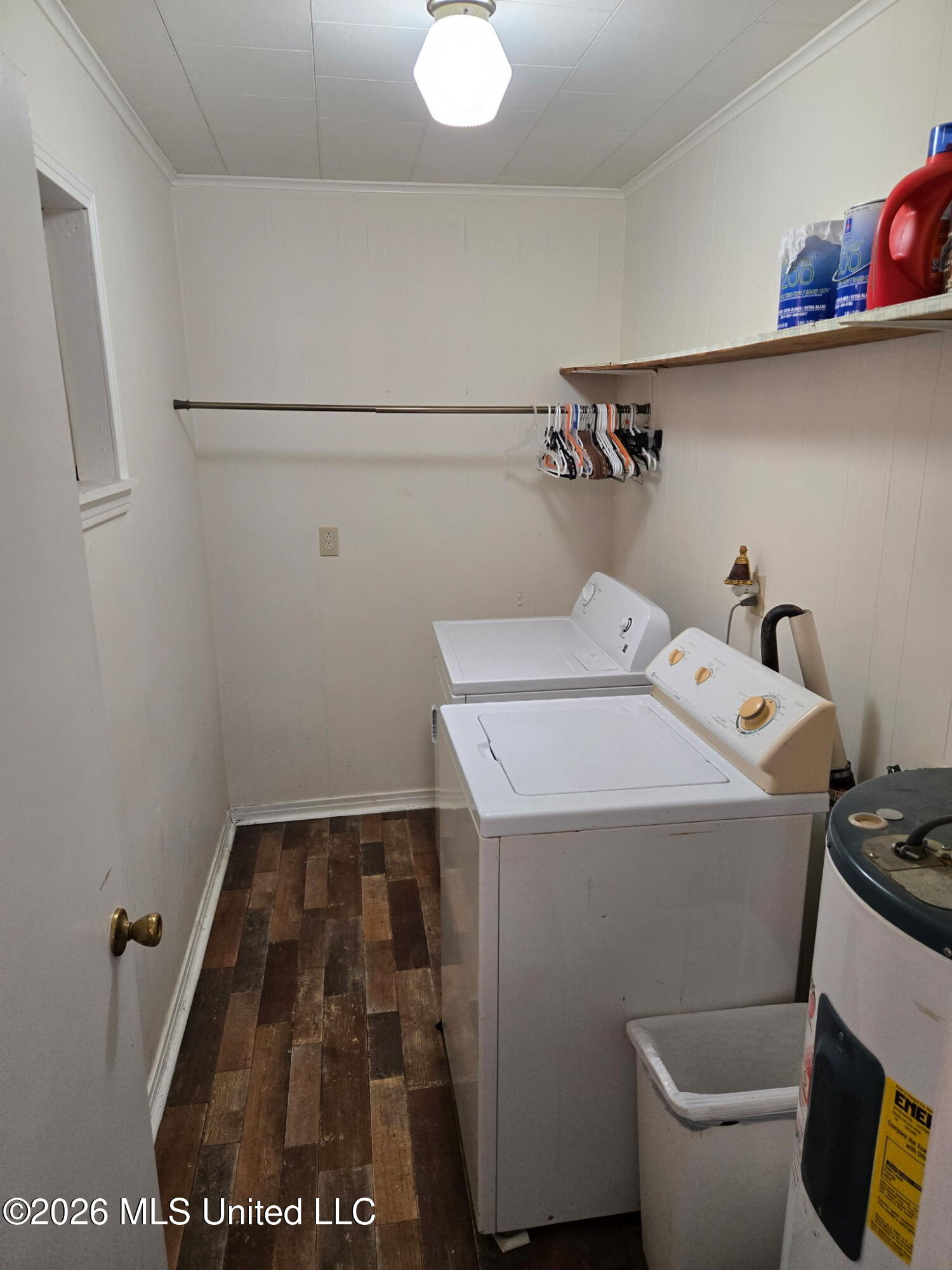329 S Court Street Property Photo 8