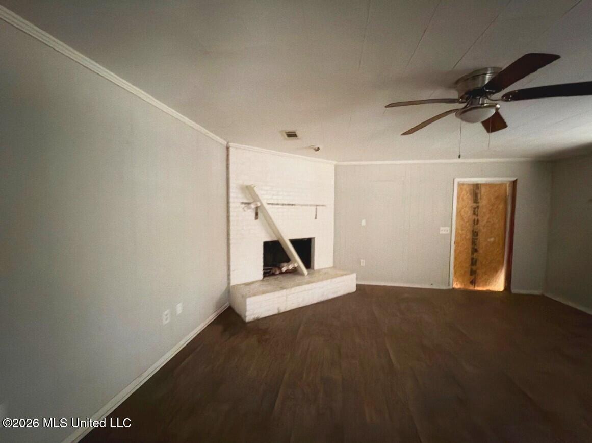 3310 Oakview Drive Property Photo 4