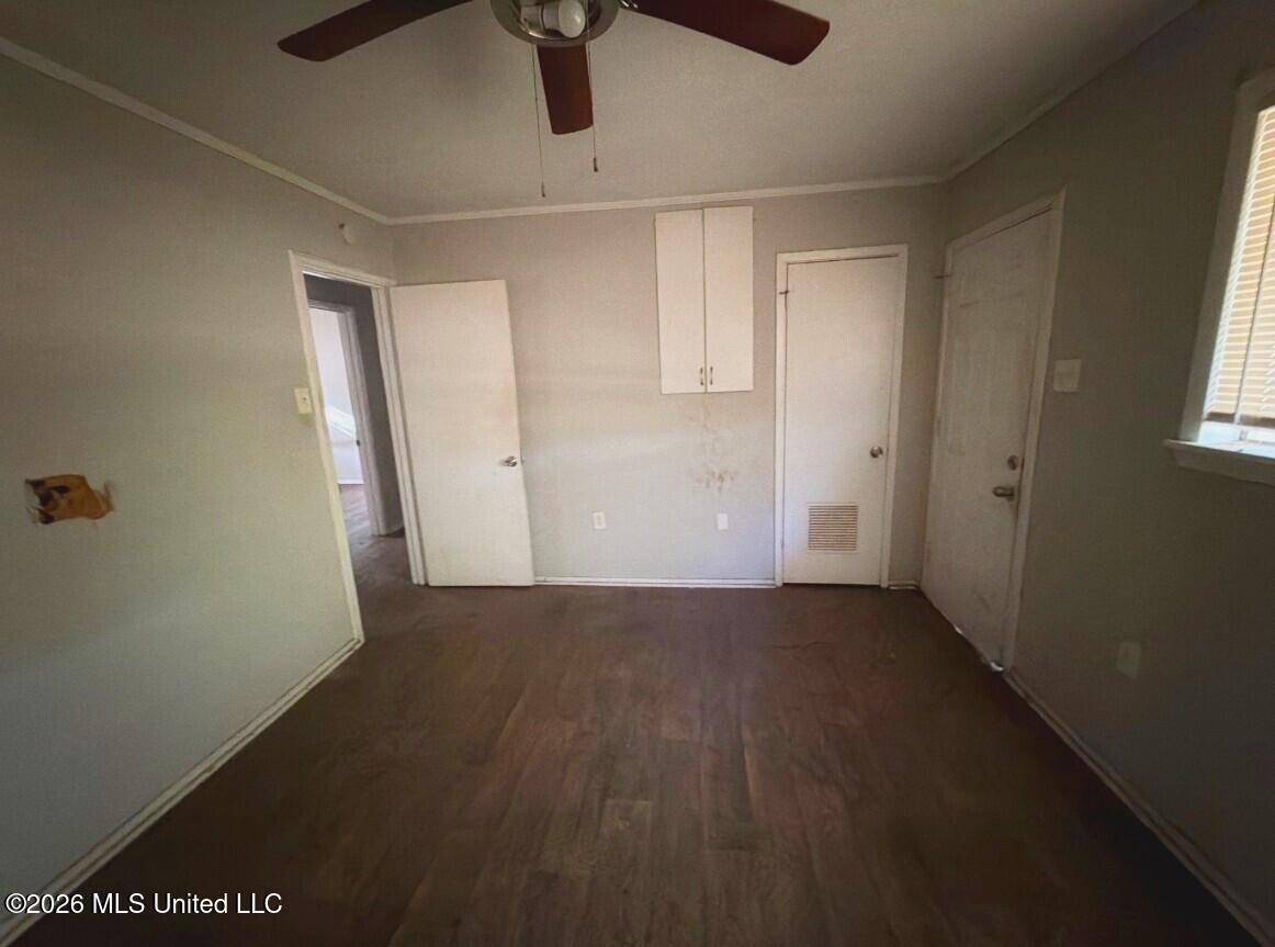 3310 Oakview Drive Property Photo 6
