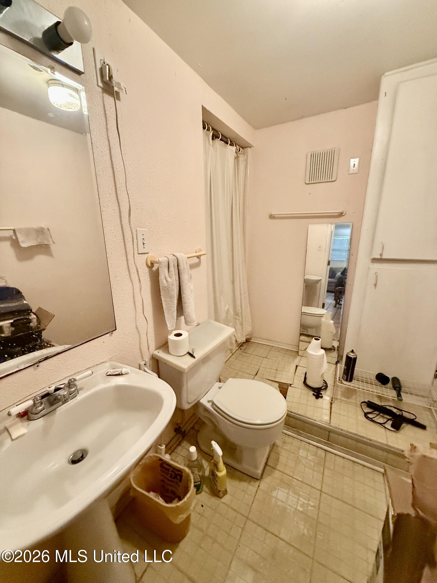 219 Venetian Gardens Property Photo 16