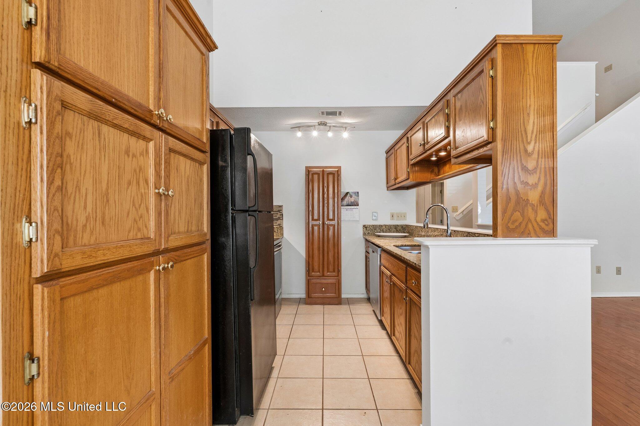 9928 Honomu Place Property Photo 6
