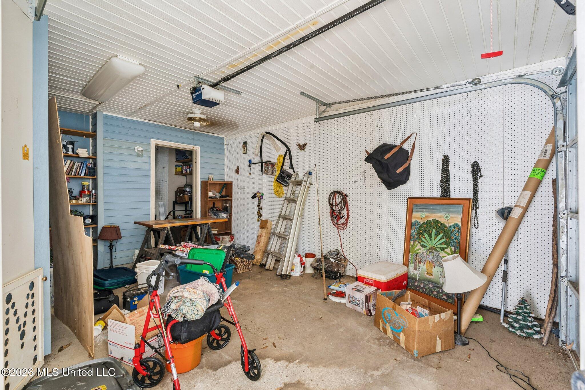 9928 Honomu Place Property Photo 13