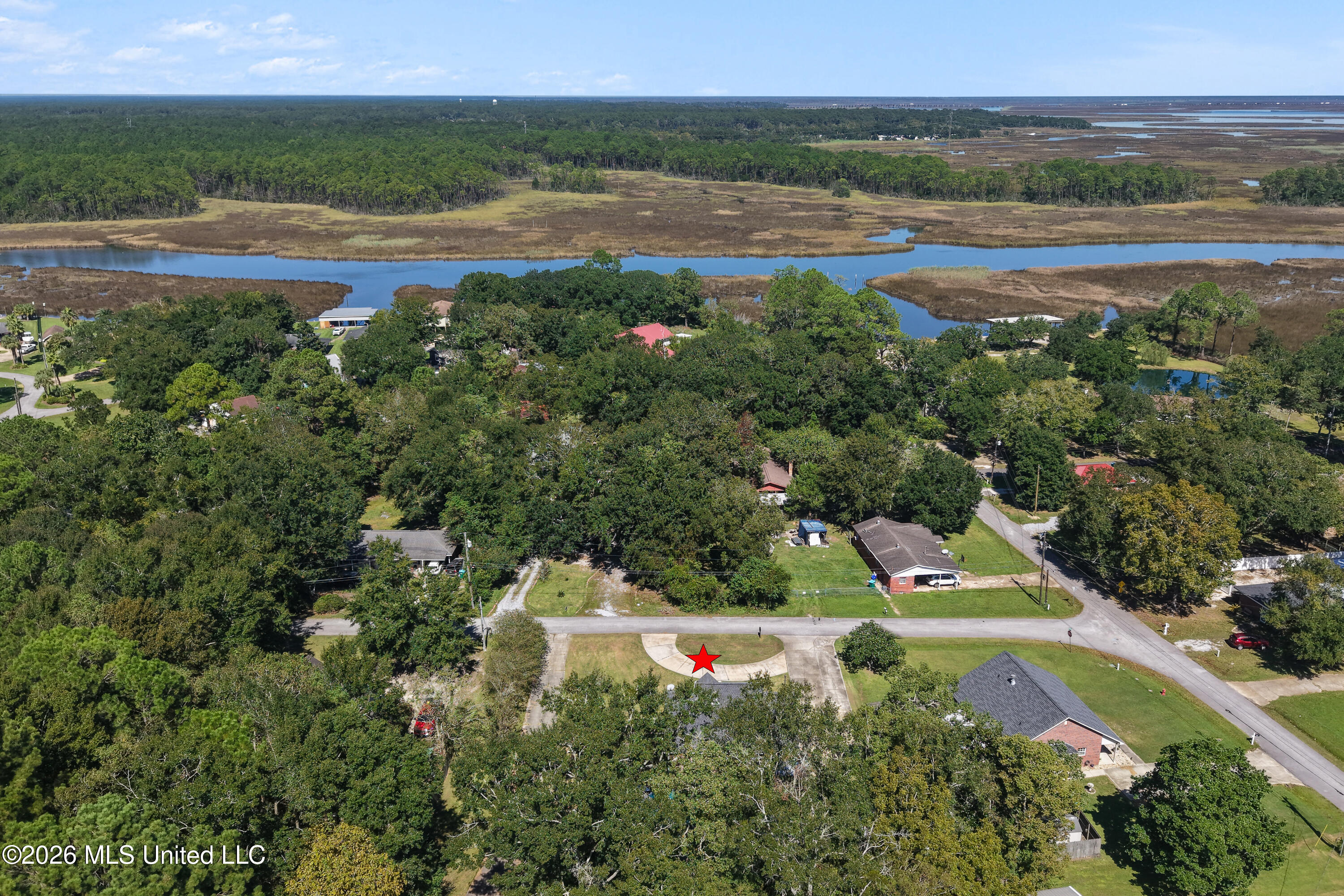 1507 Garden Lane Property Photo 2