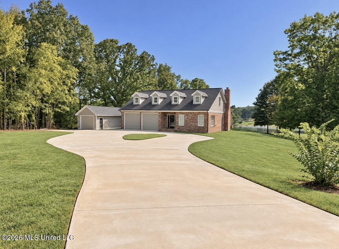 365 Beechwood Drive Property Photo 2