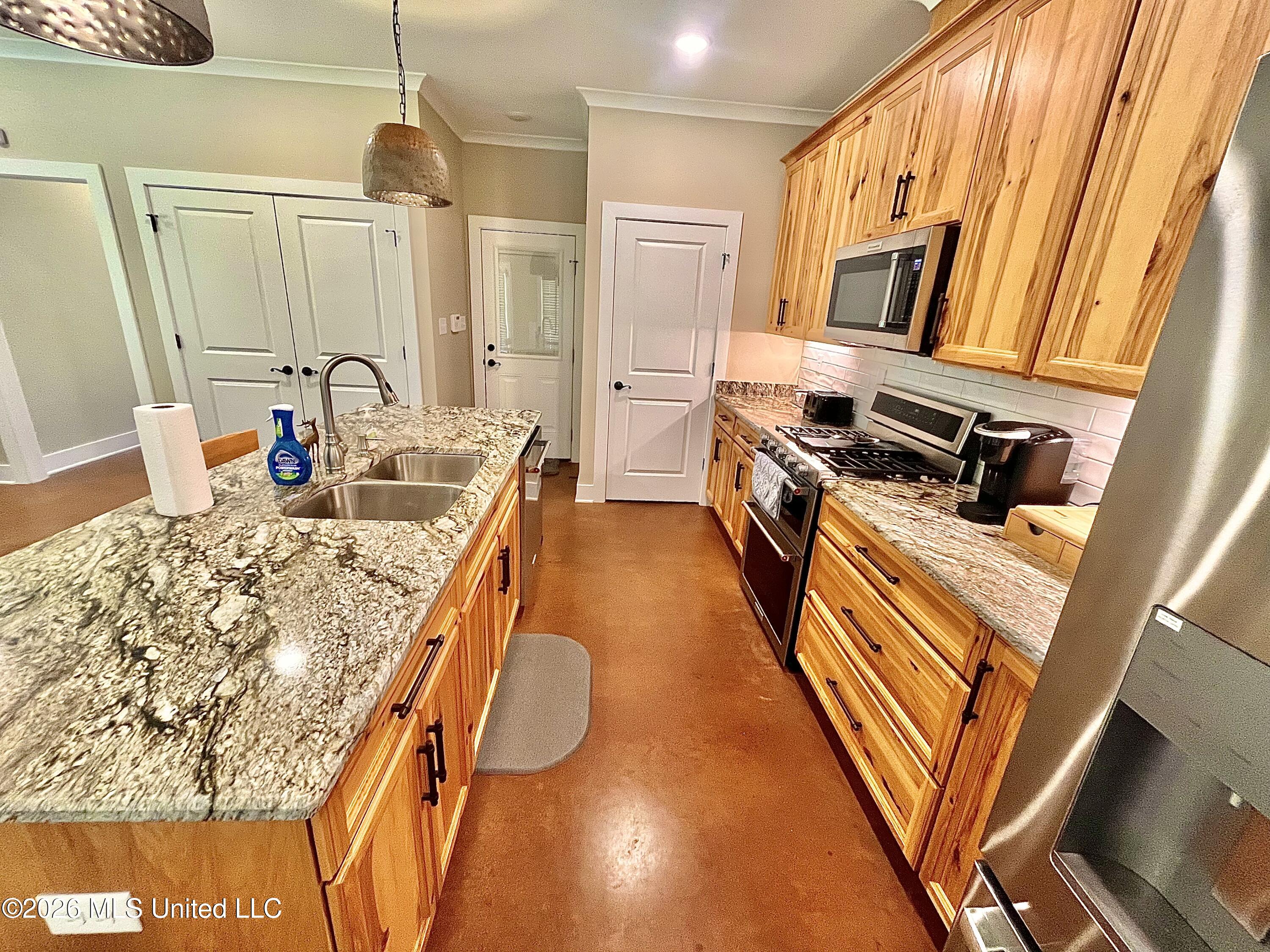 365 Beechwood Drive Property Photo 16