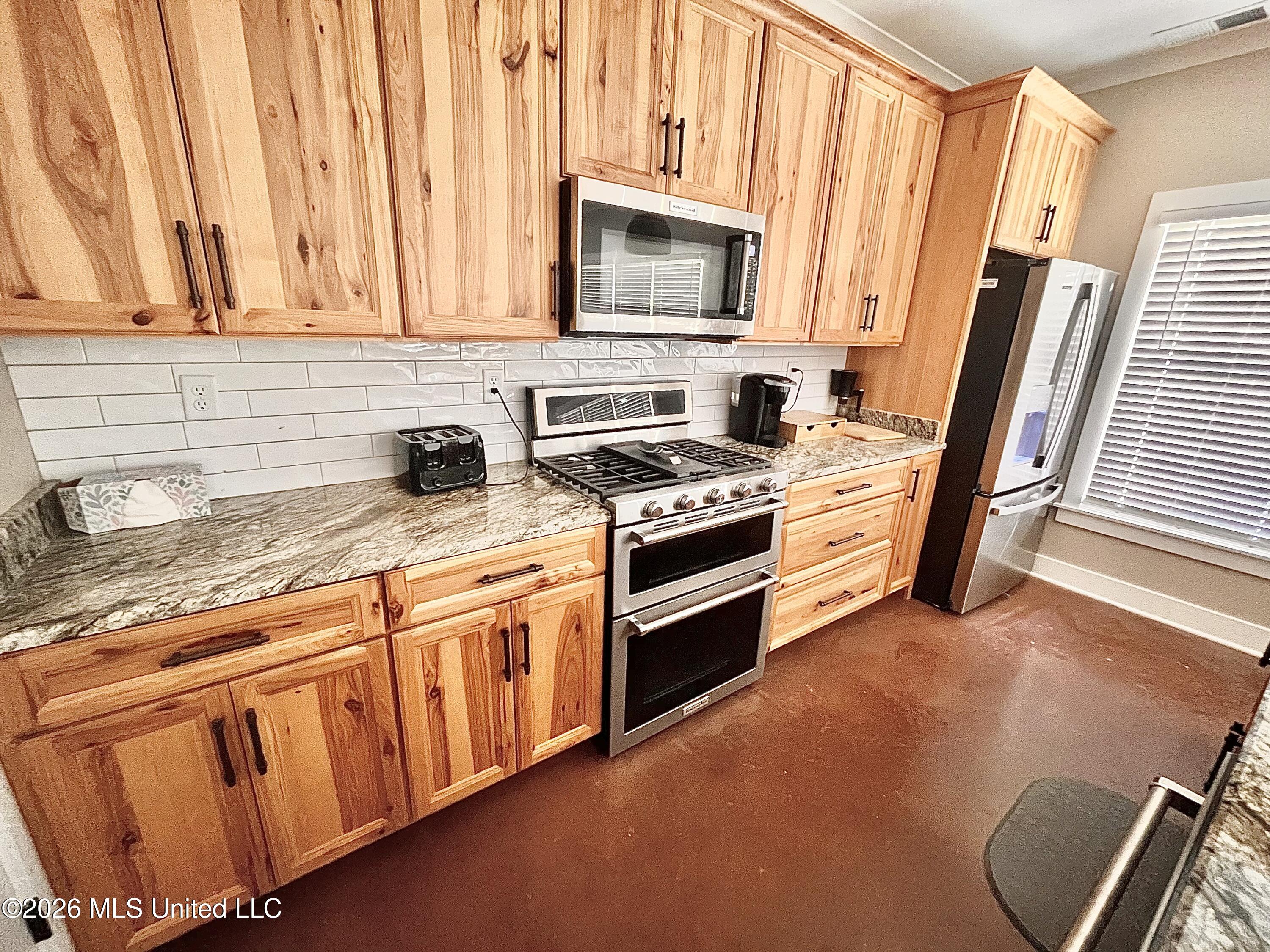 365 Beechwood Drive Property Photo 17