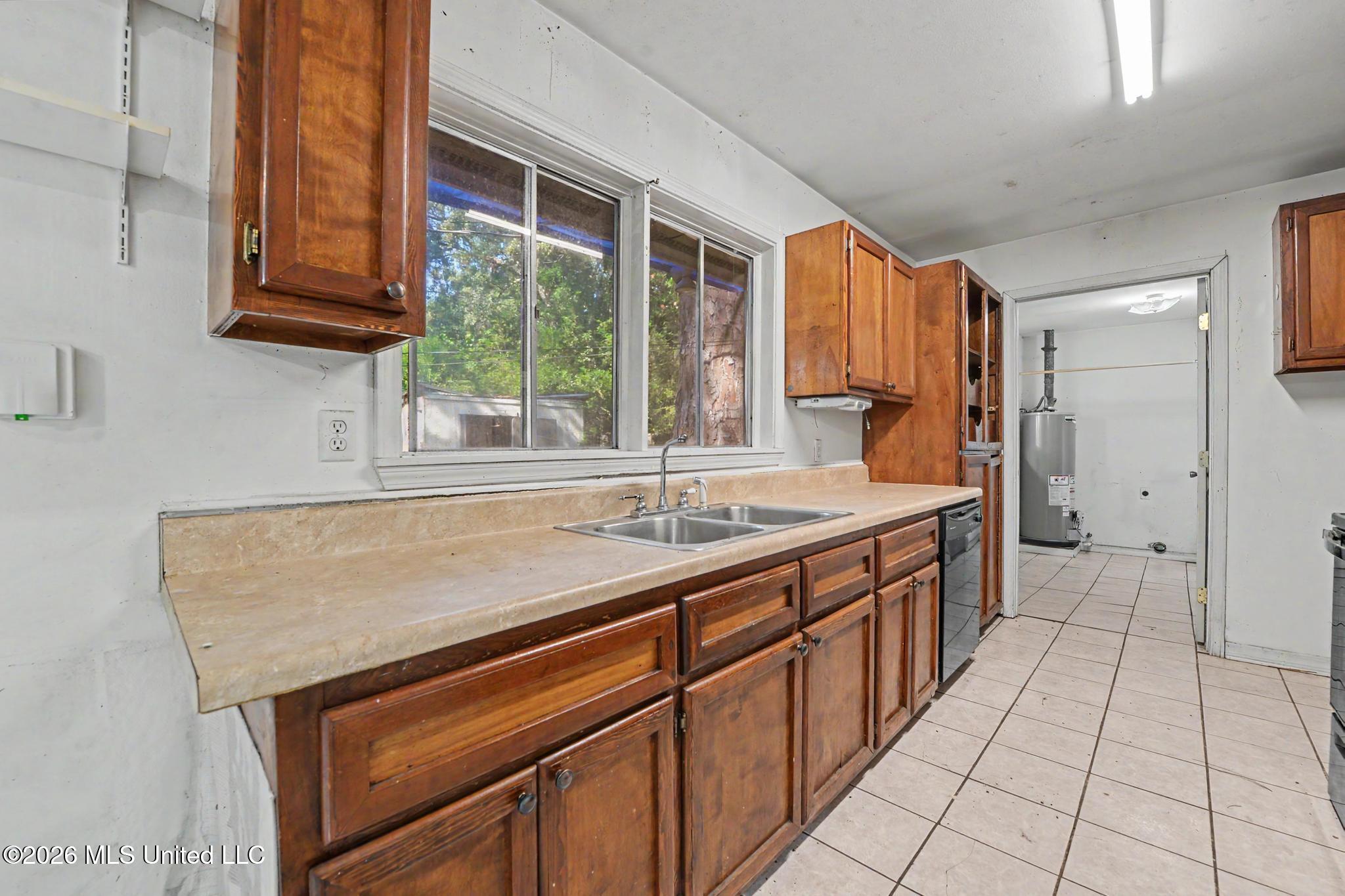 2209 Paul Harvey Avenue Property Photo 7